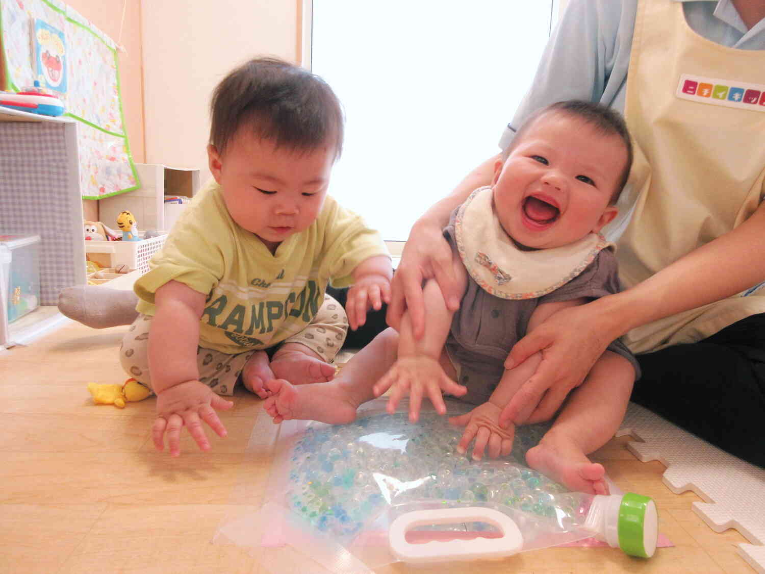 お友達と一緒に、トントントン！