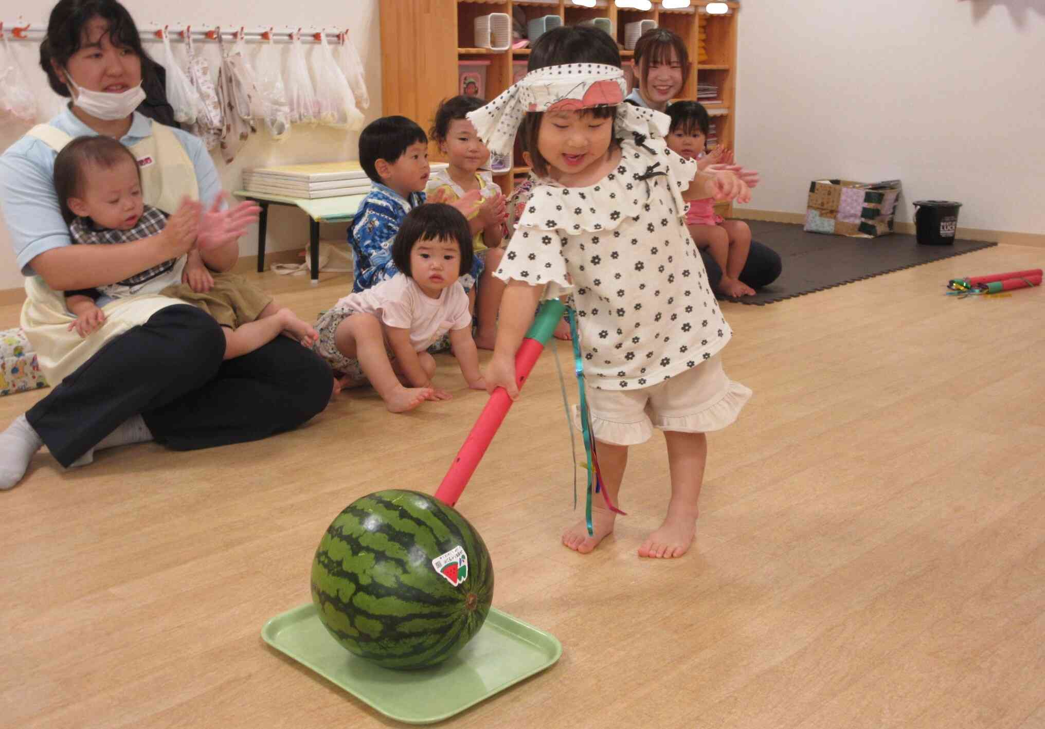 割れるかな…えいっ！