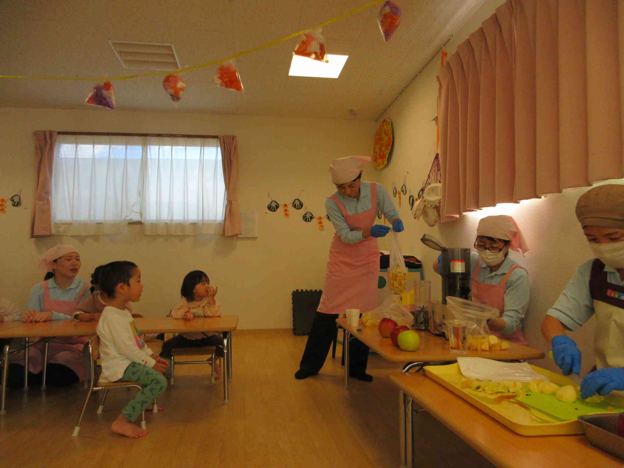 いろんなりんご、ジュースに変身！【食育】