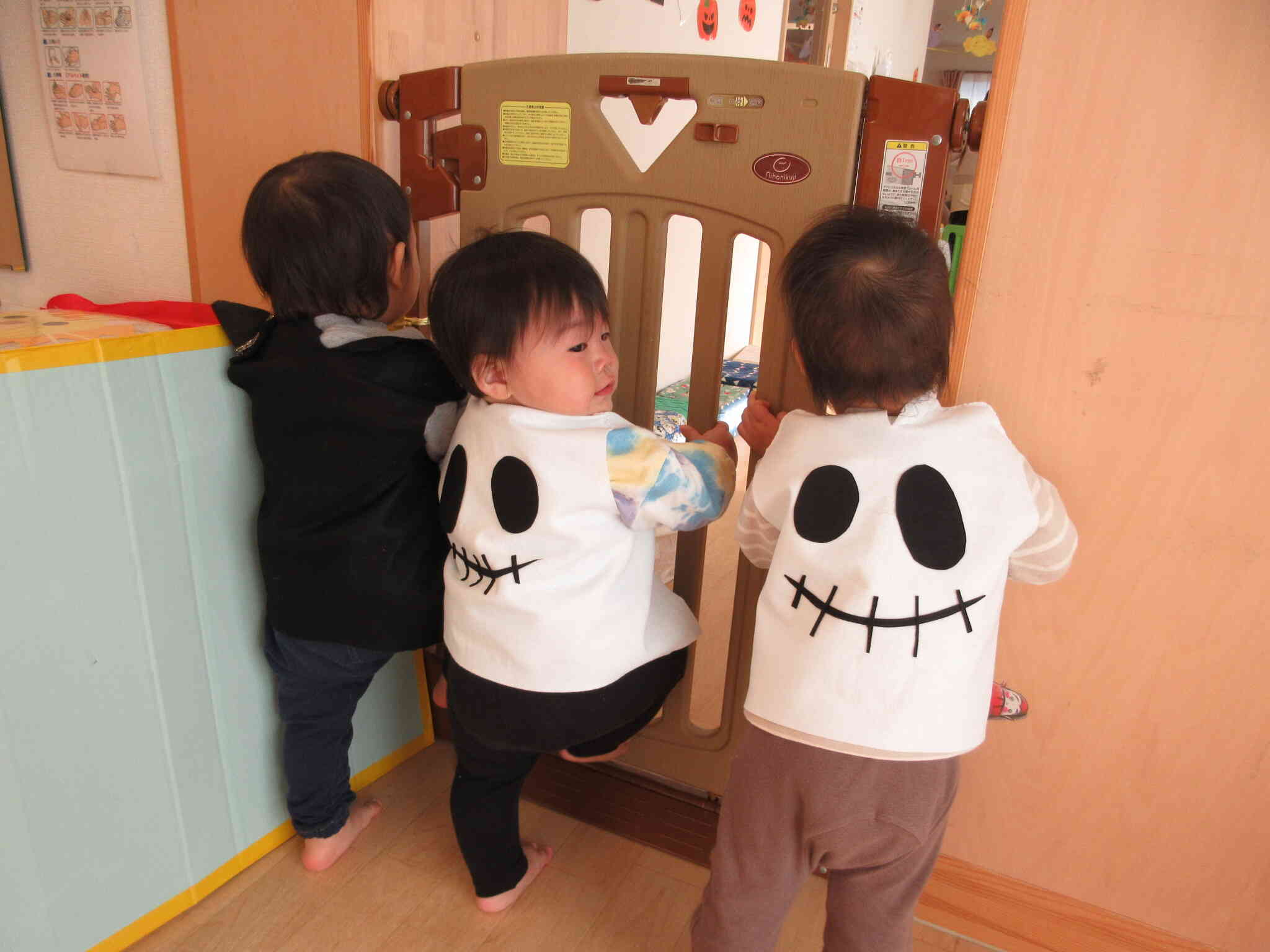 ハロウィン体操の音楽が聴こえてくるね