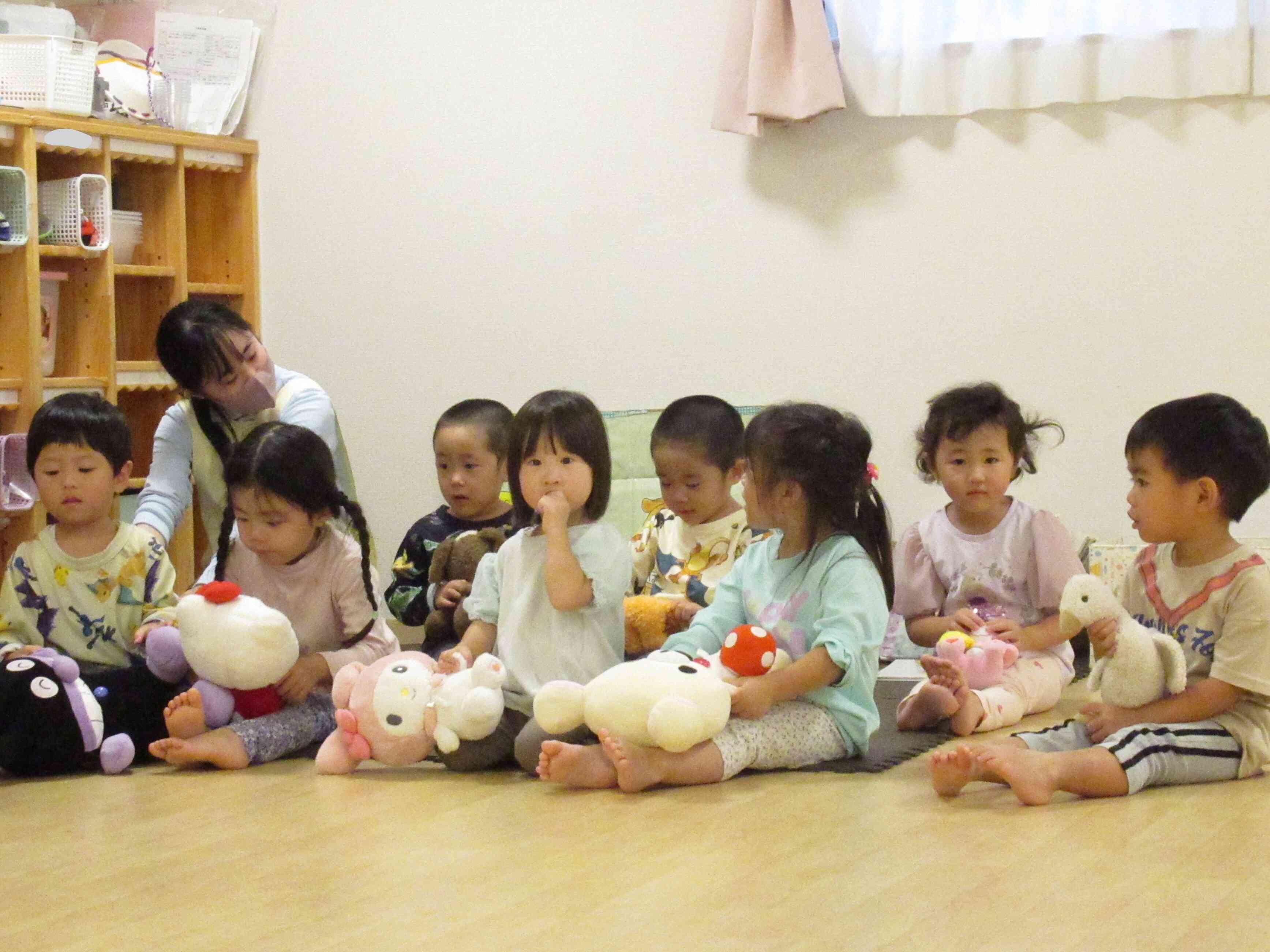 親子ふれあい遊びDAYに向けて...【2歳児 うさぎ組】