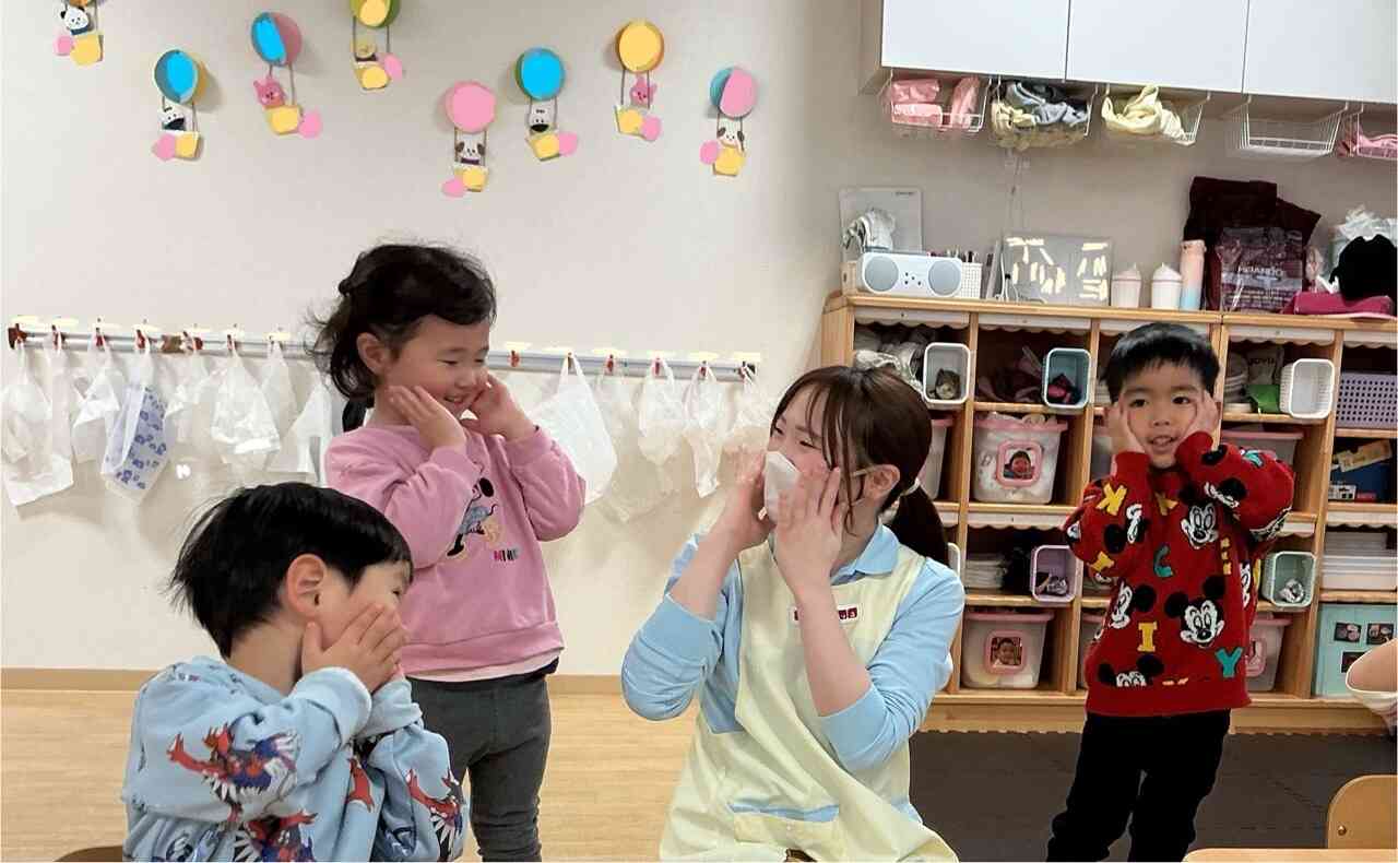 ドキドキ、お当番【２歳児　うさぎ組】