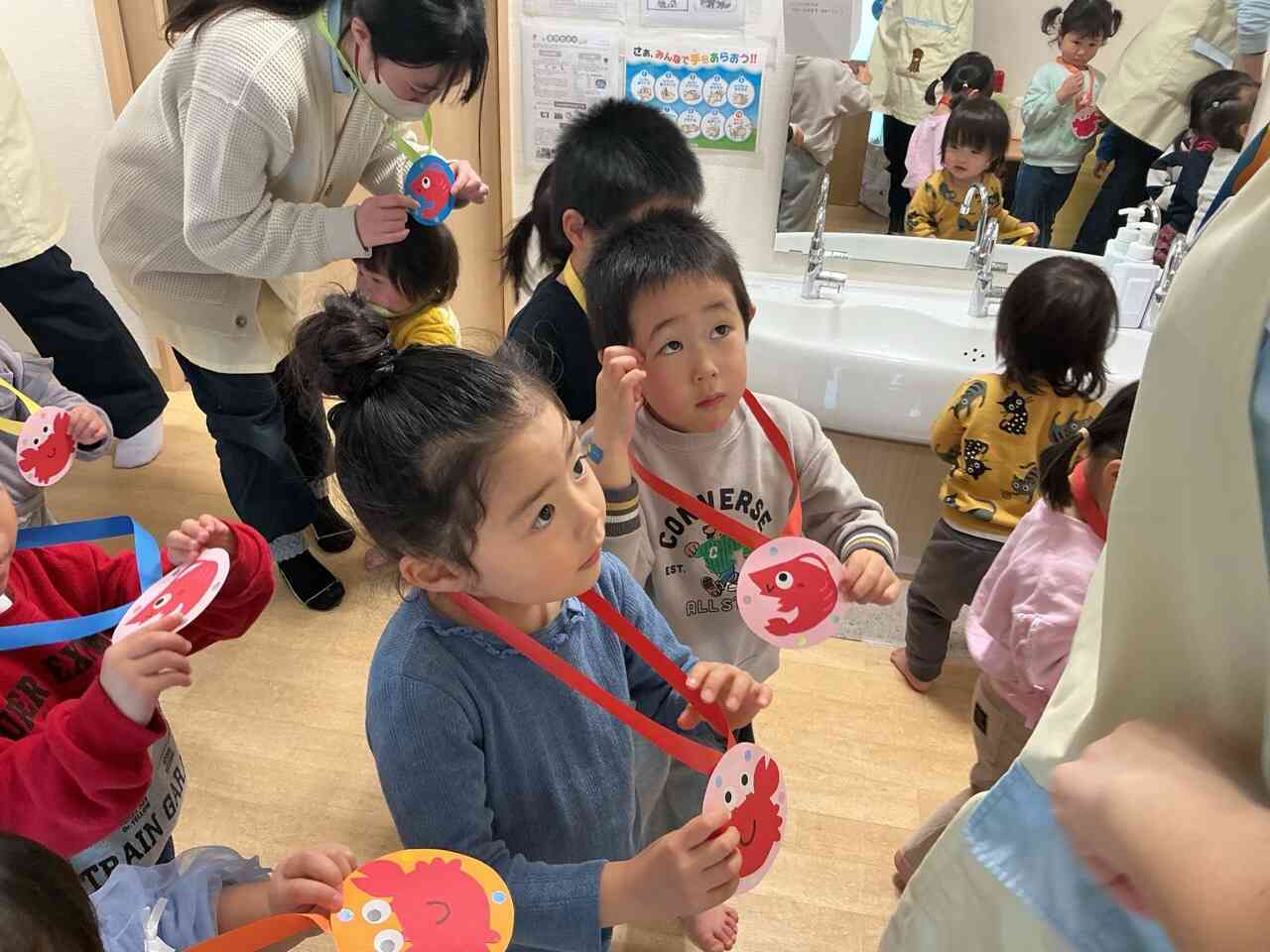 た～っぷり たくさん遊んで最後は、かわいいメダルをもらったよ！「やった～！おみやげにしよう」