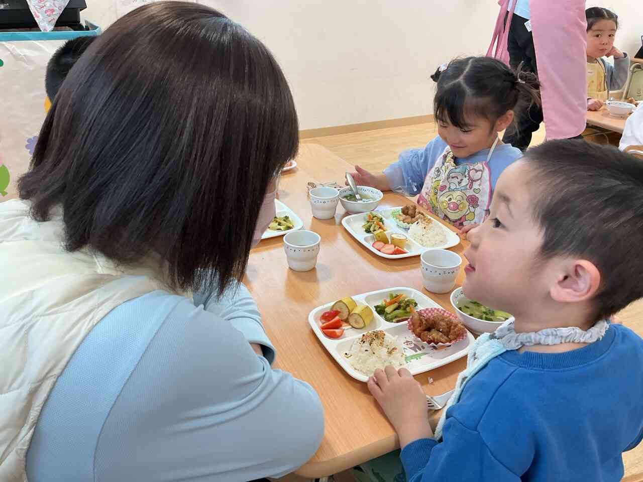 「みんなで選んだご飯だ！」