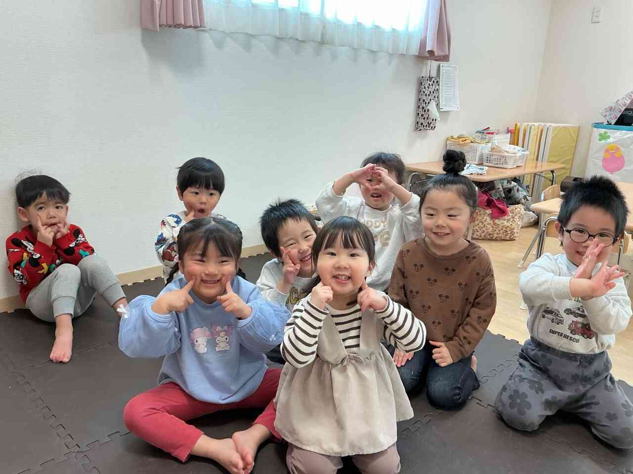 お友だち、だ〜〜い好き！【２歳児　うさぎ組】