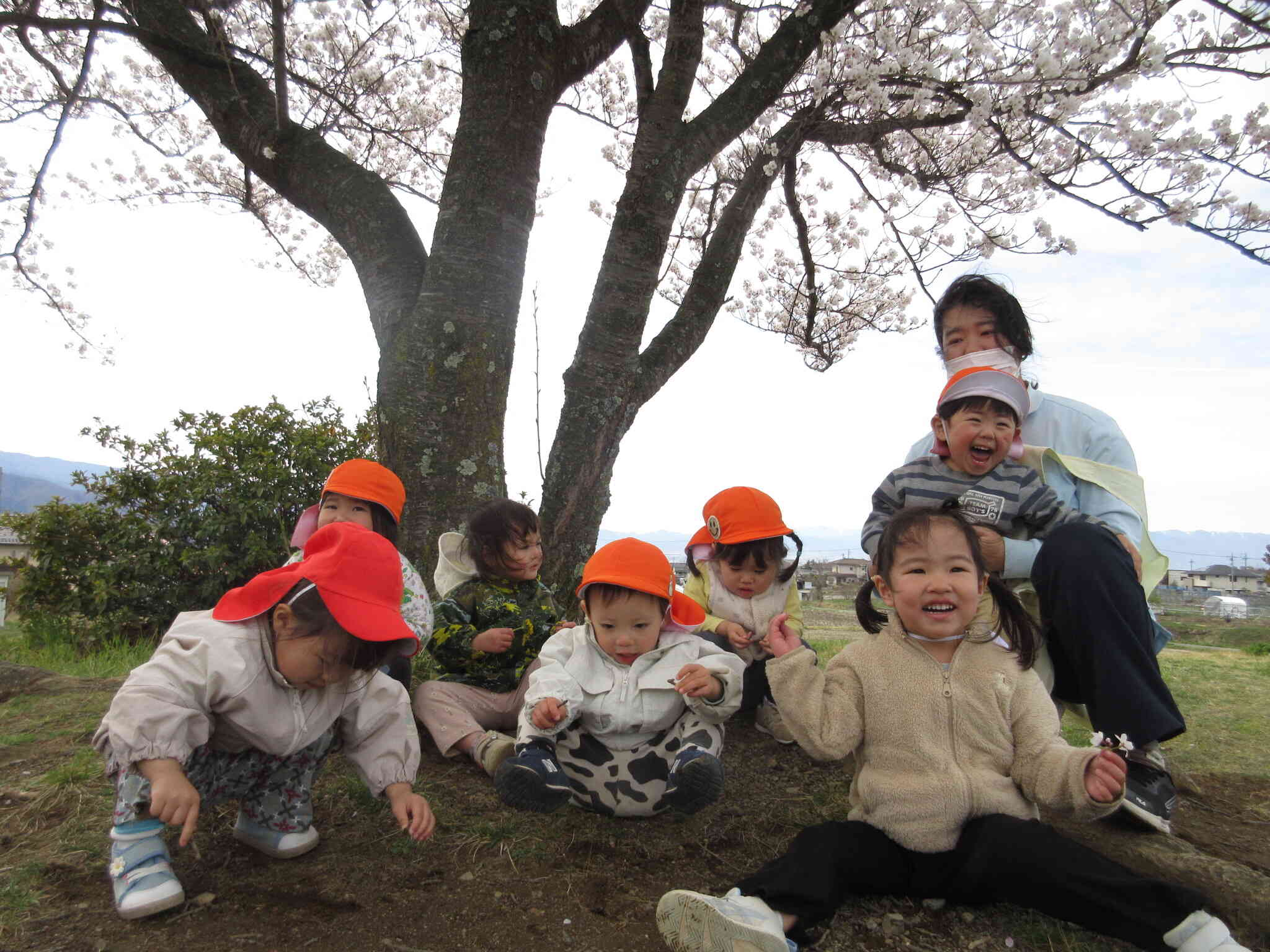 お兄さんお姉さんになったよ！【２歳児うさぎ組】