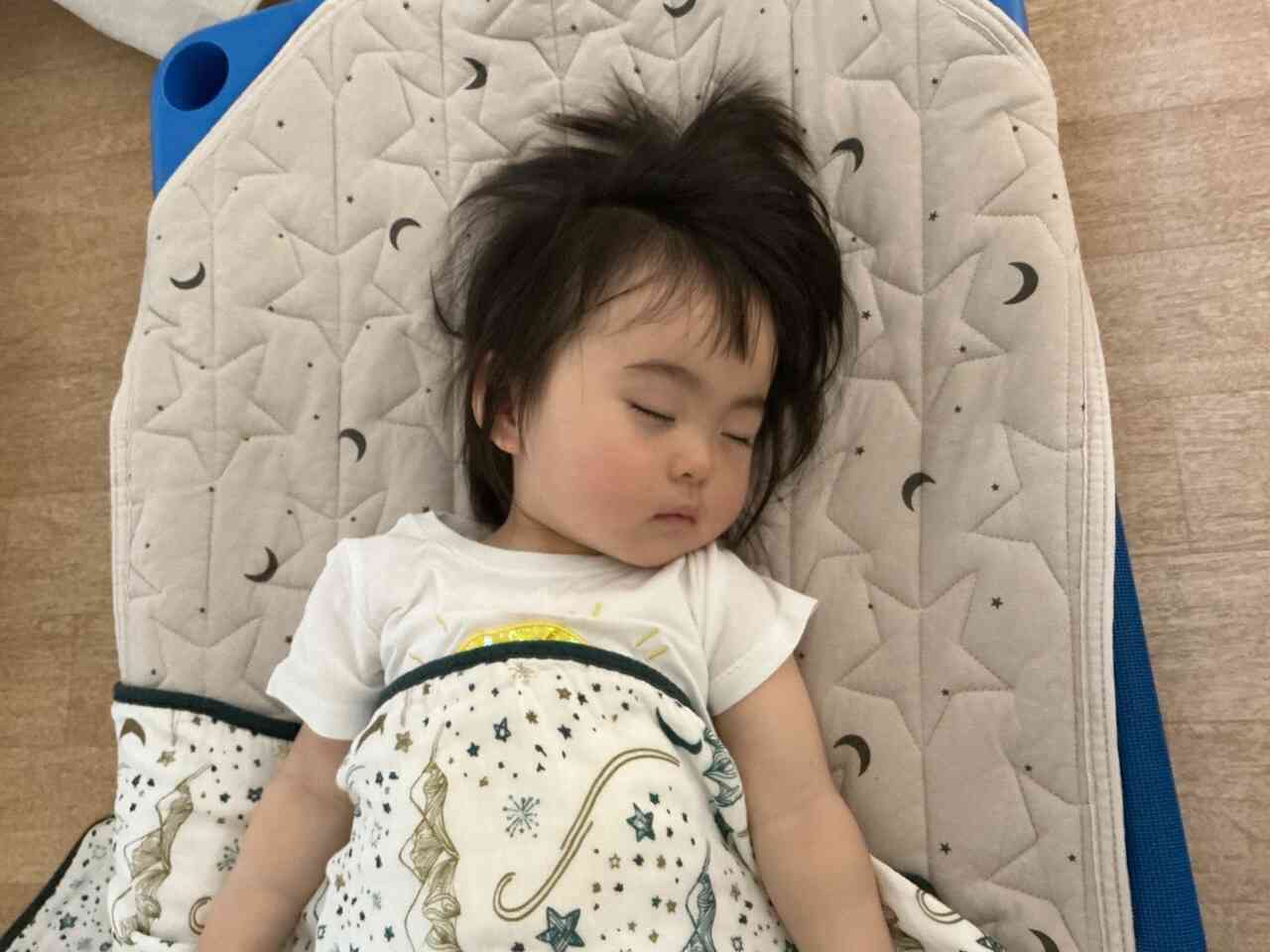 すやすや