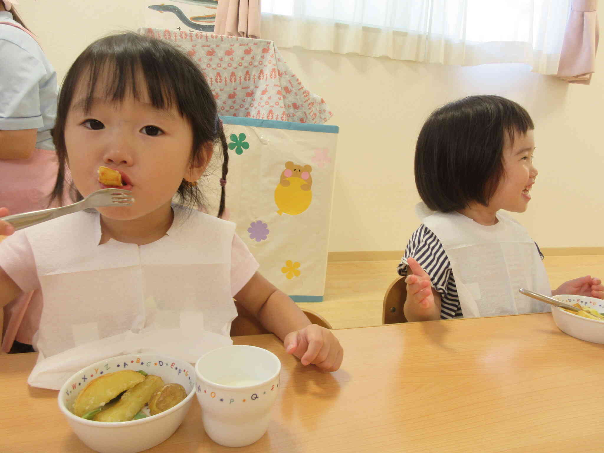 みんなで収穫したお野菜がおやつに！