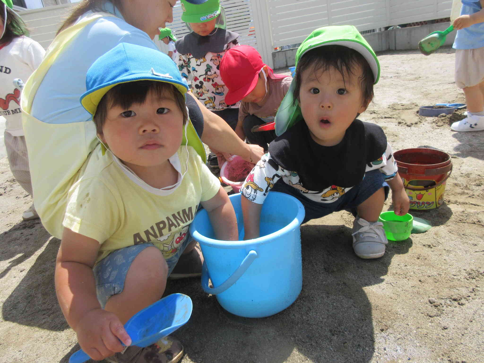 お友だちと遊ぶことの楽しさを実感中【1歳児 あひる組】