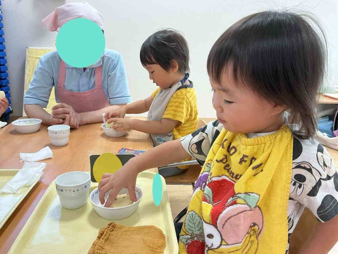 どこから食べよう