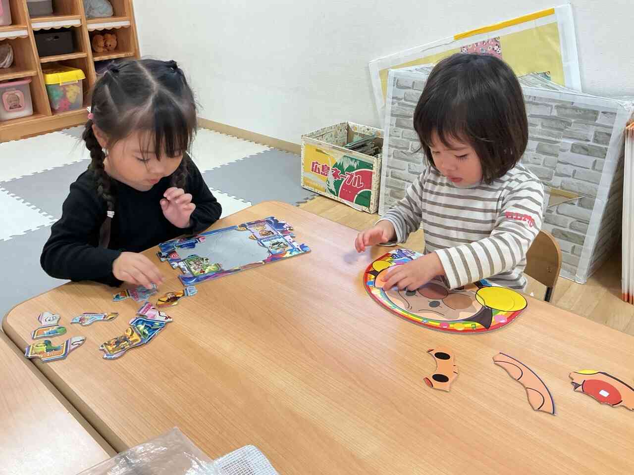 これはどこのピースかな？