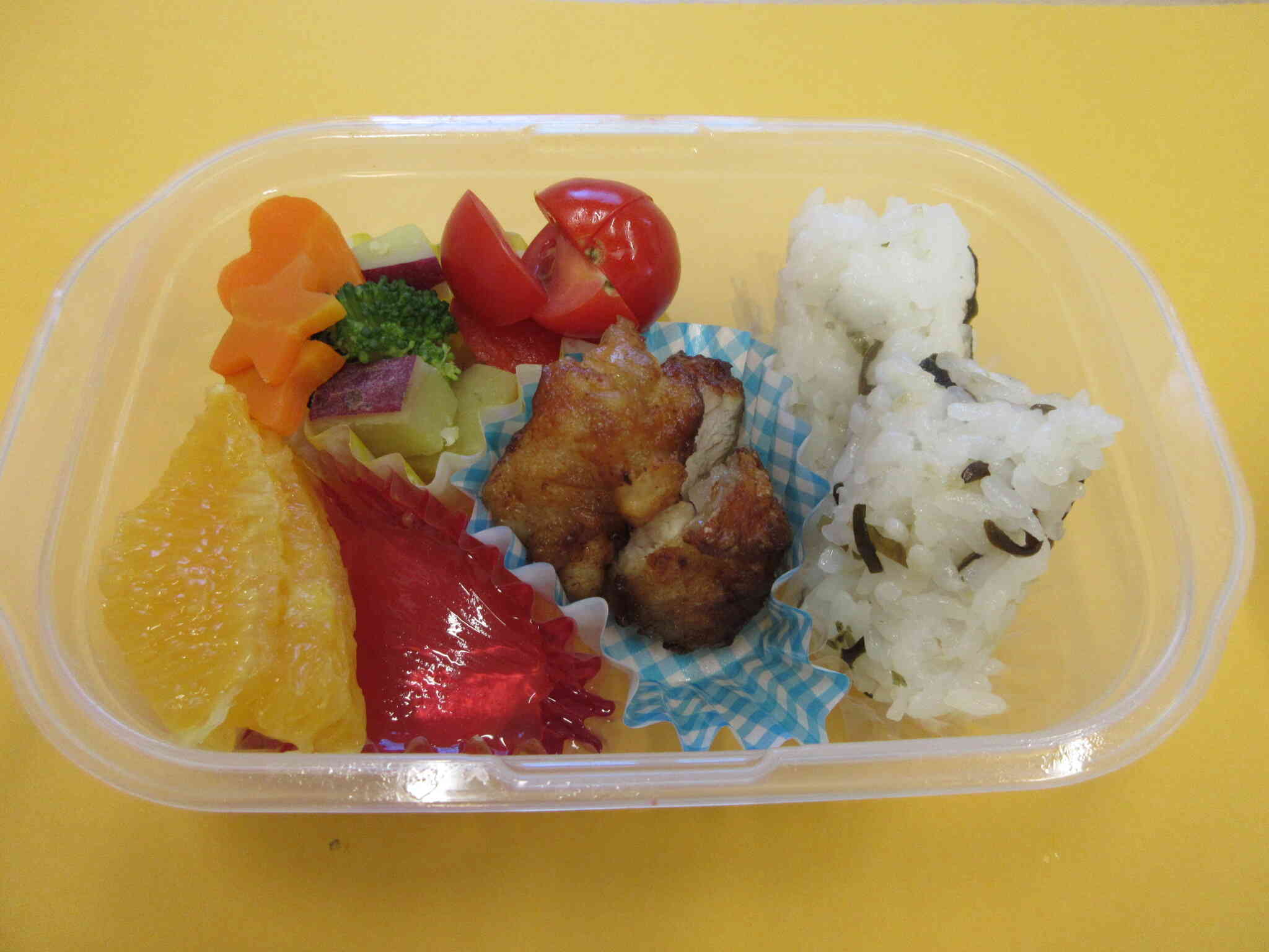 今日は お弁当【秋の遠足】