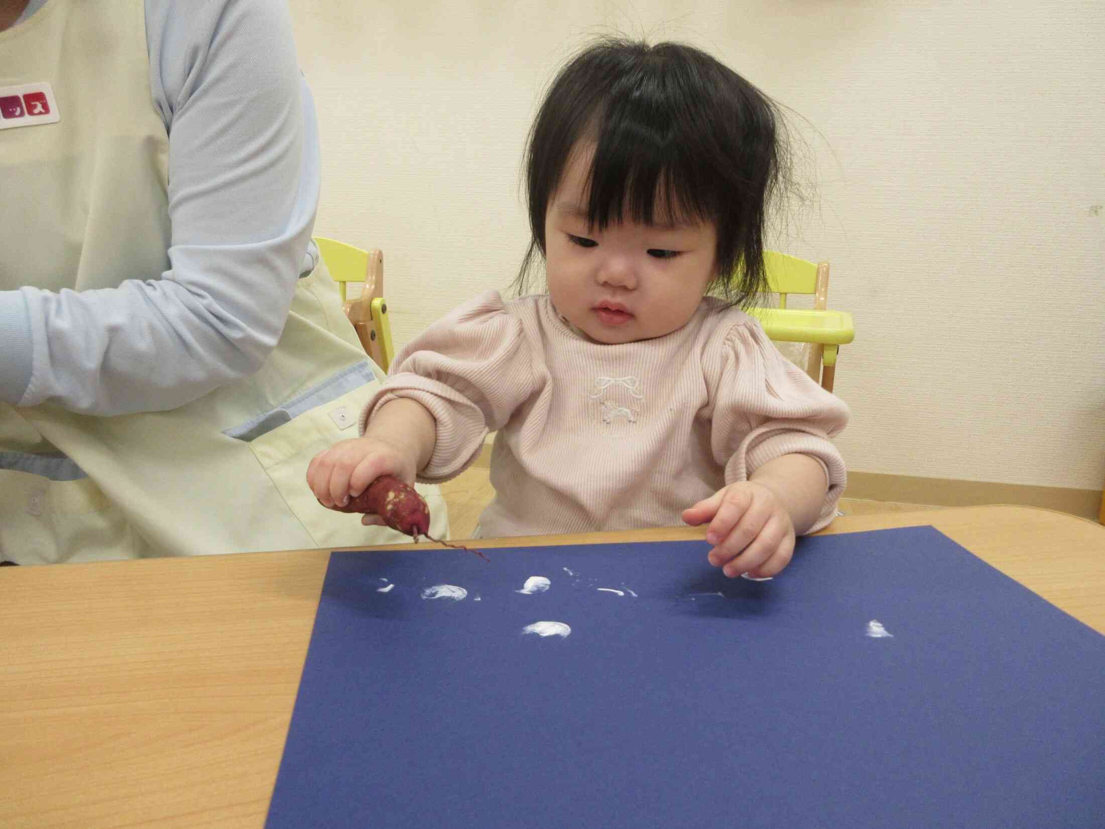 ほいくえんって楽しいな♪(0歳児)