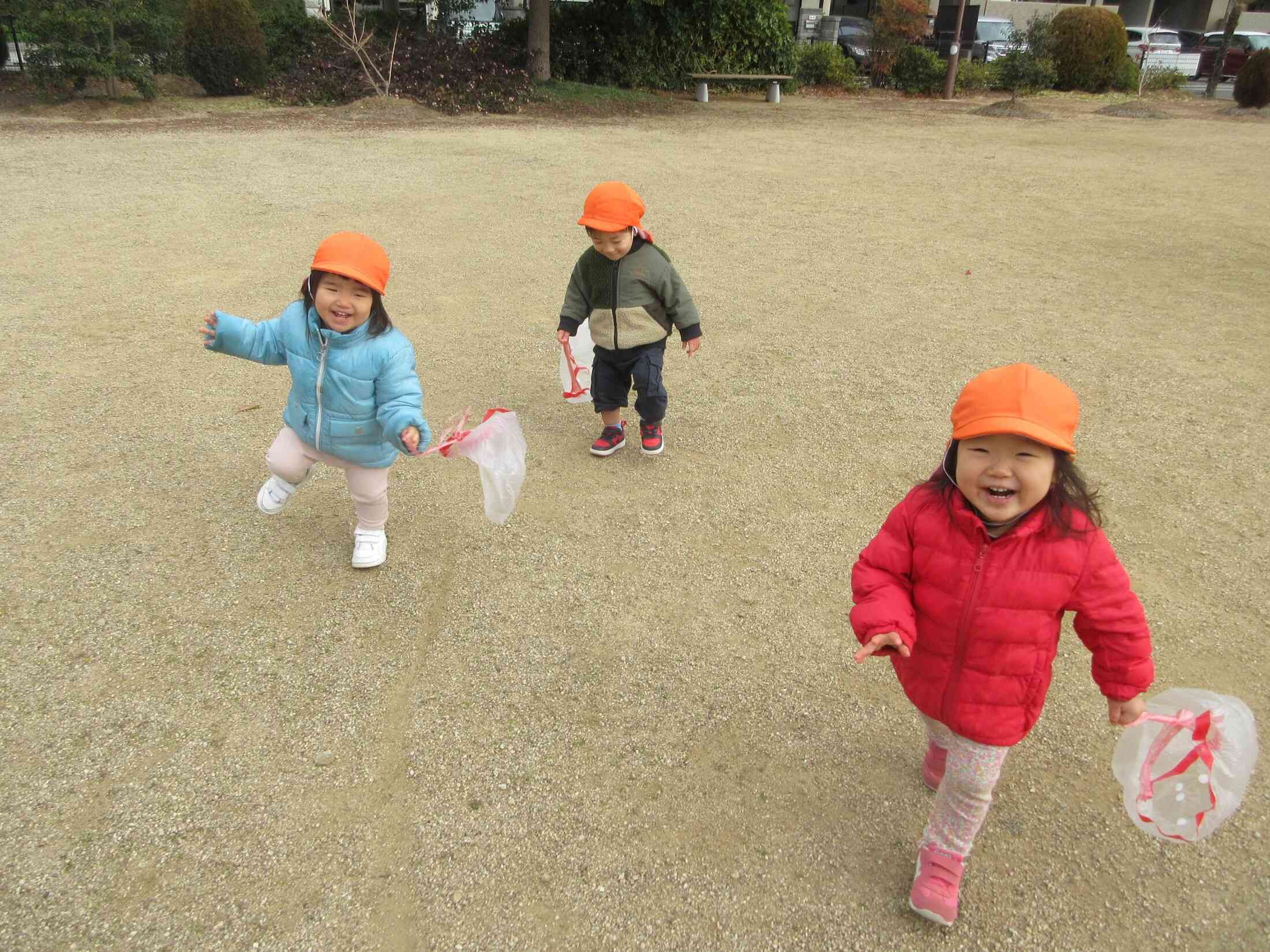 公園で凧揚げをしたよ！