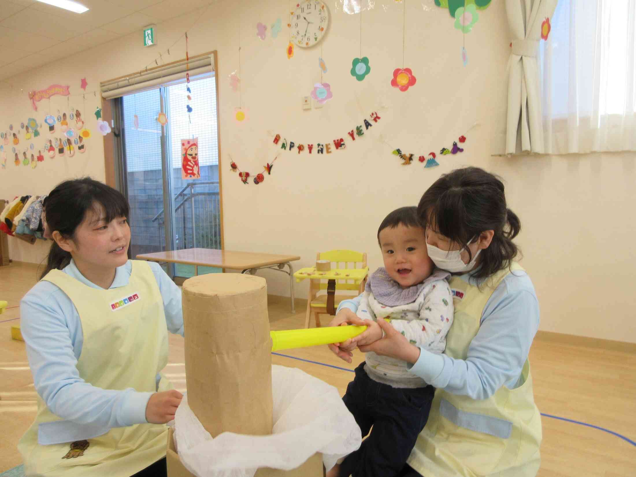 ぺったん・ぺったんおもちつき