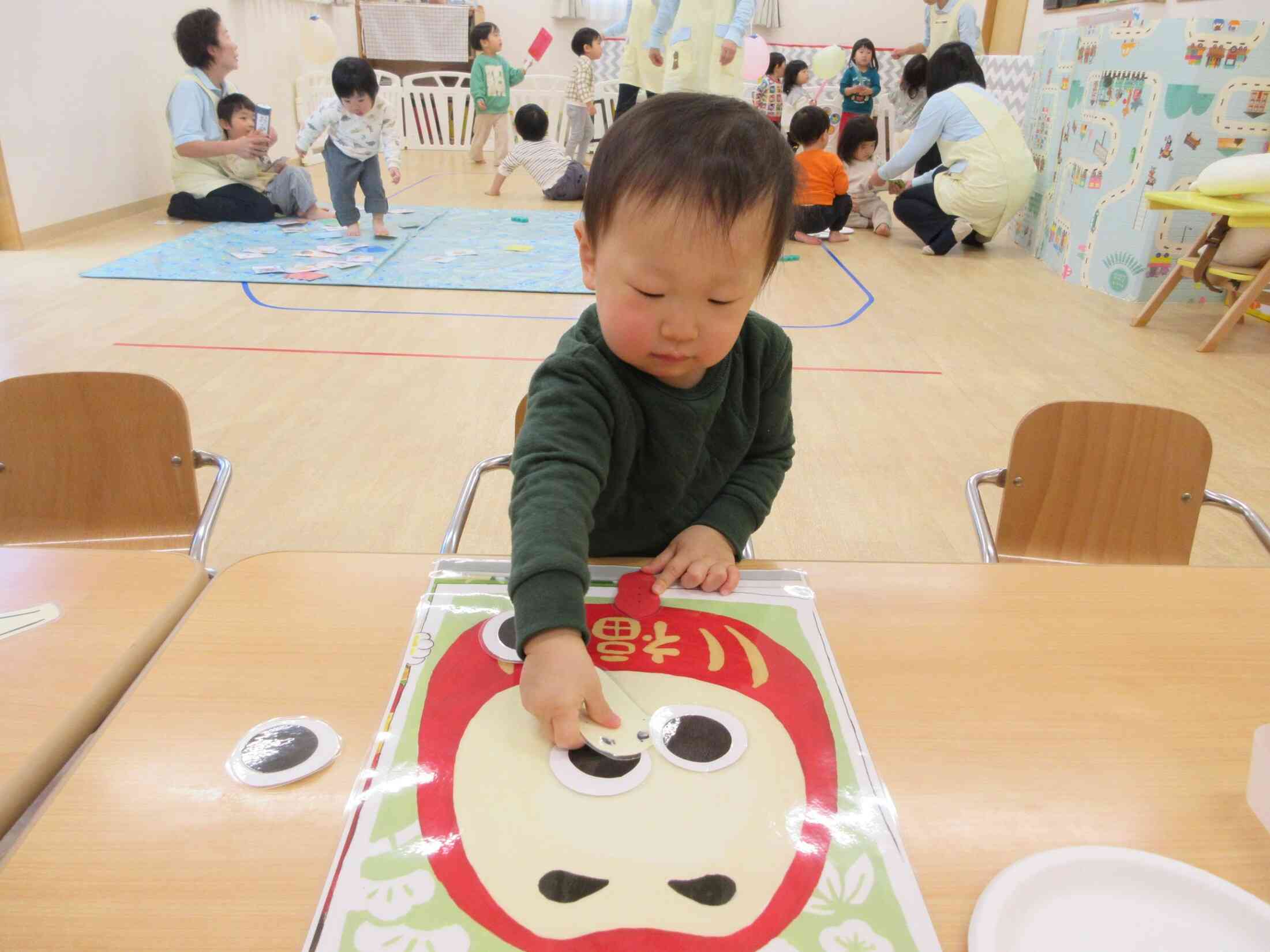 『ふくわらい』おめめはどこかな?おくちは?