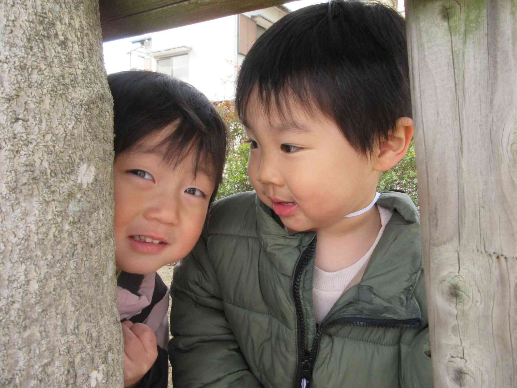 「もういいよ~♪」かくれんぼって楽しいね♡(1歳児)