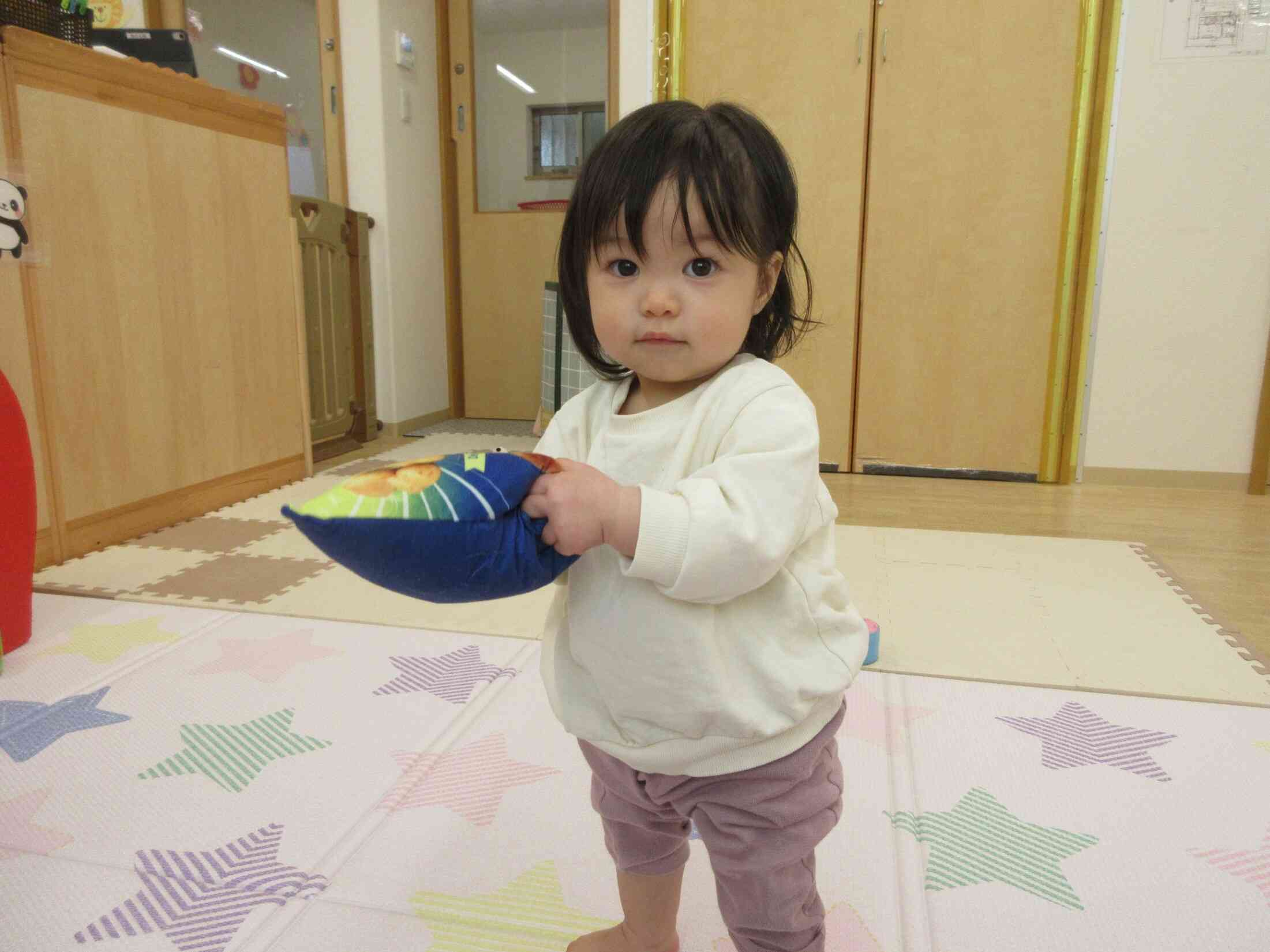 おもしろそうなおもちゃみーつけた！