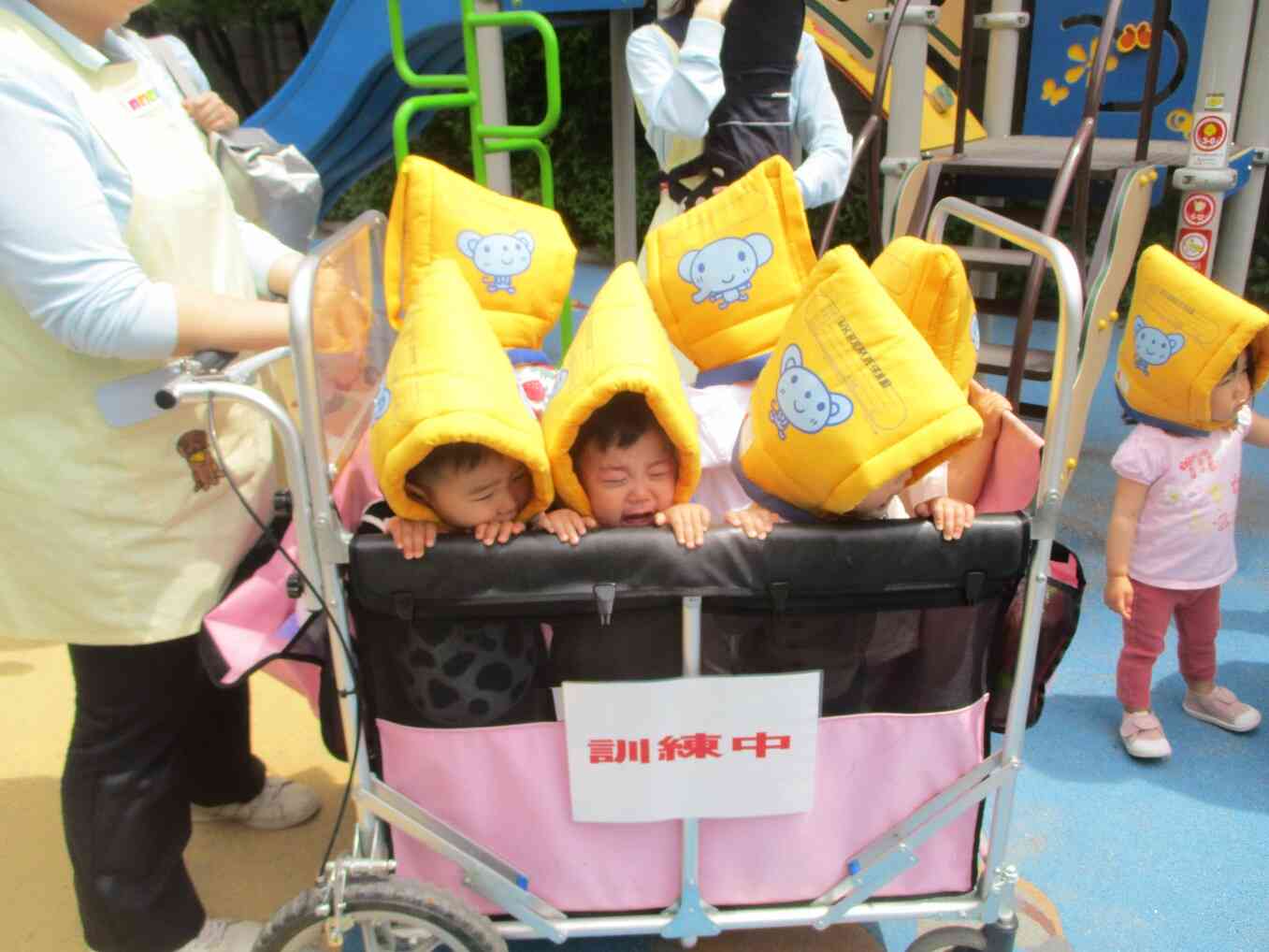 避難訓練（０・１・２歳児）