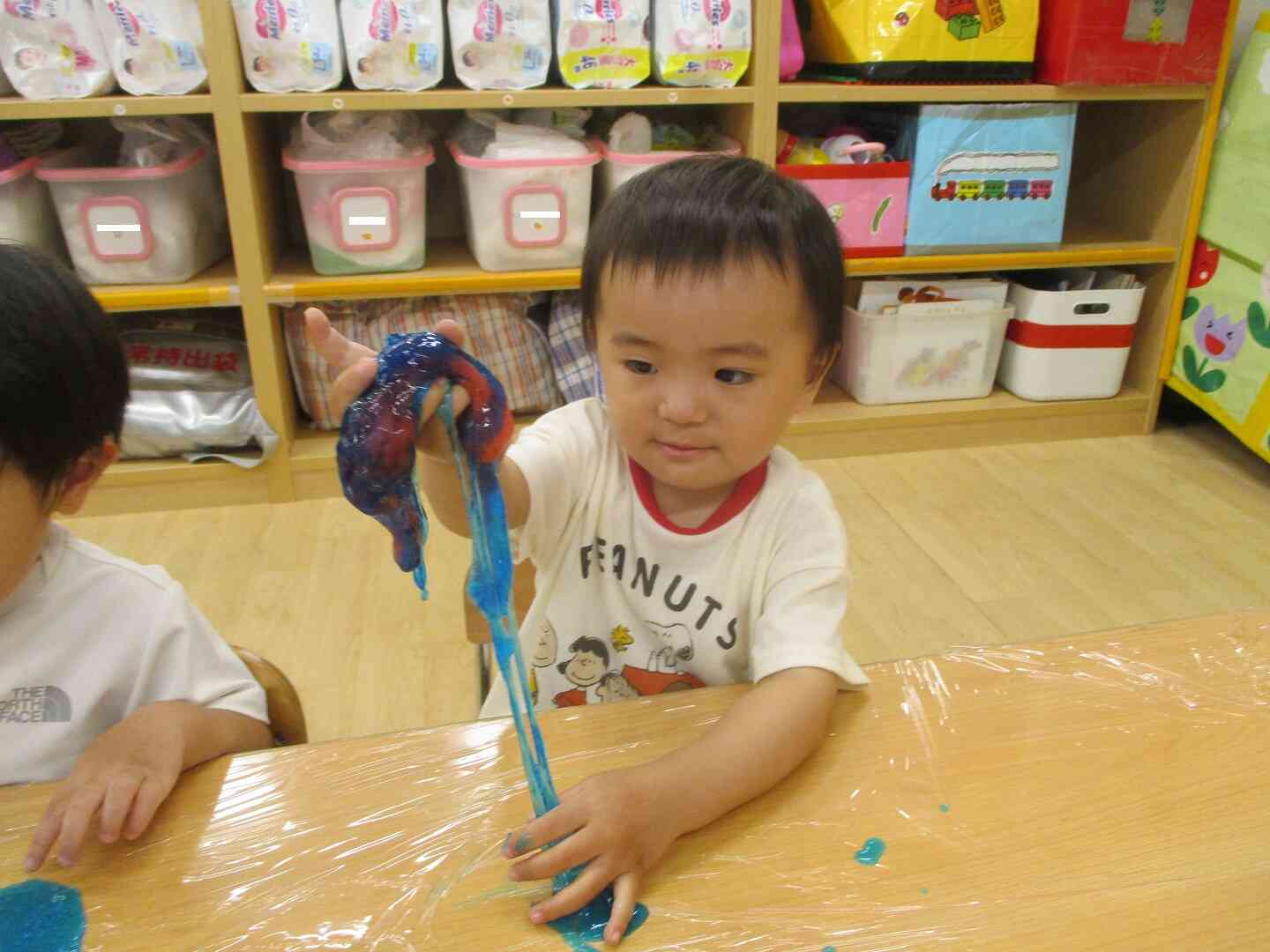 赤と青を混ぜたら何色になるかな?