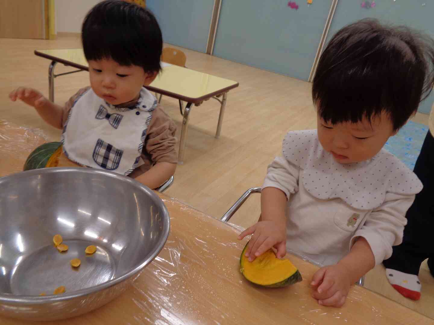 かぼちゃの種を取ってみよう！！