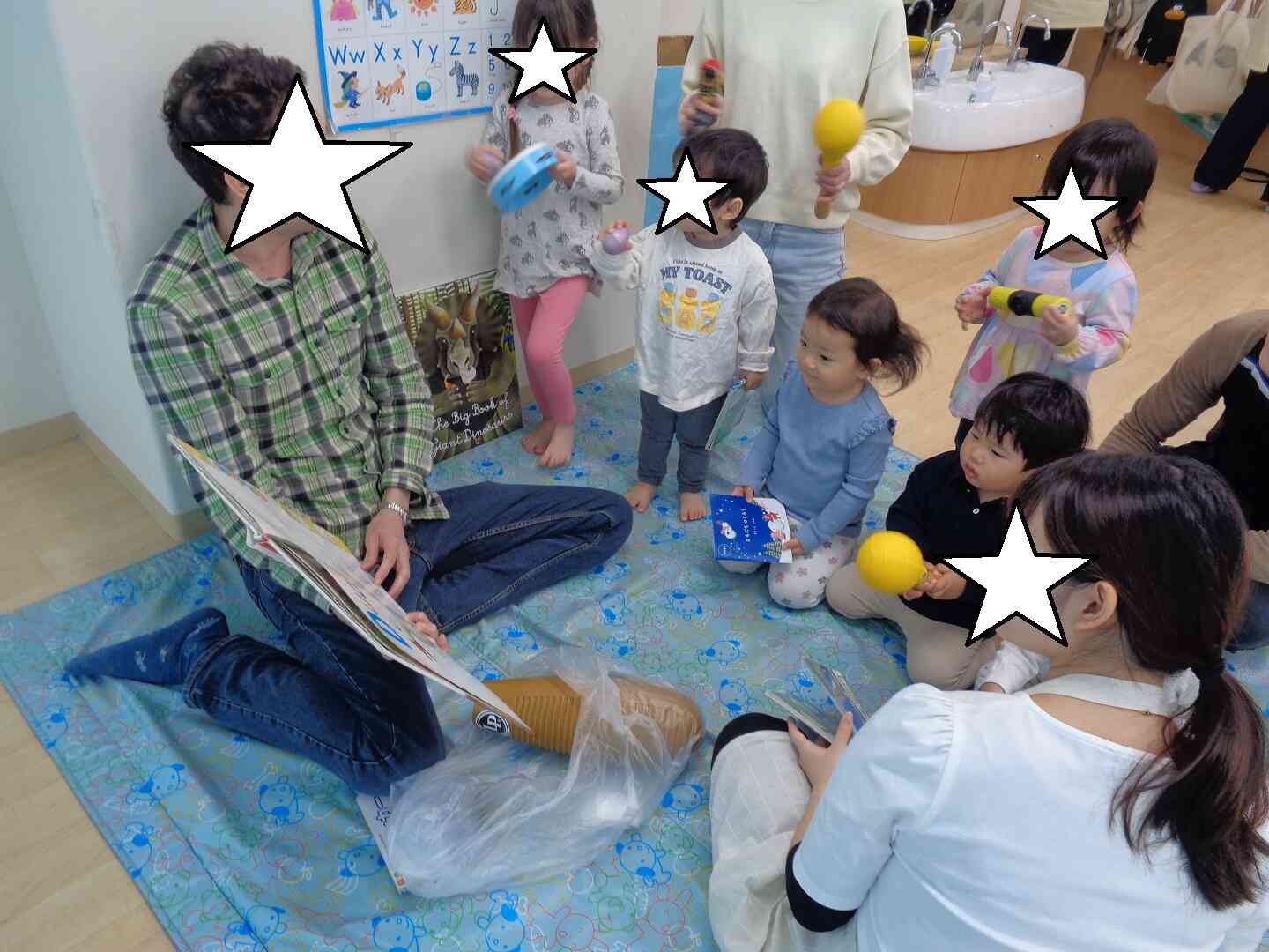 楽しい絵本の読み聞かせ♪