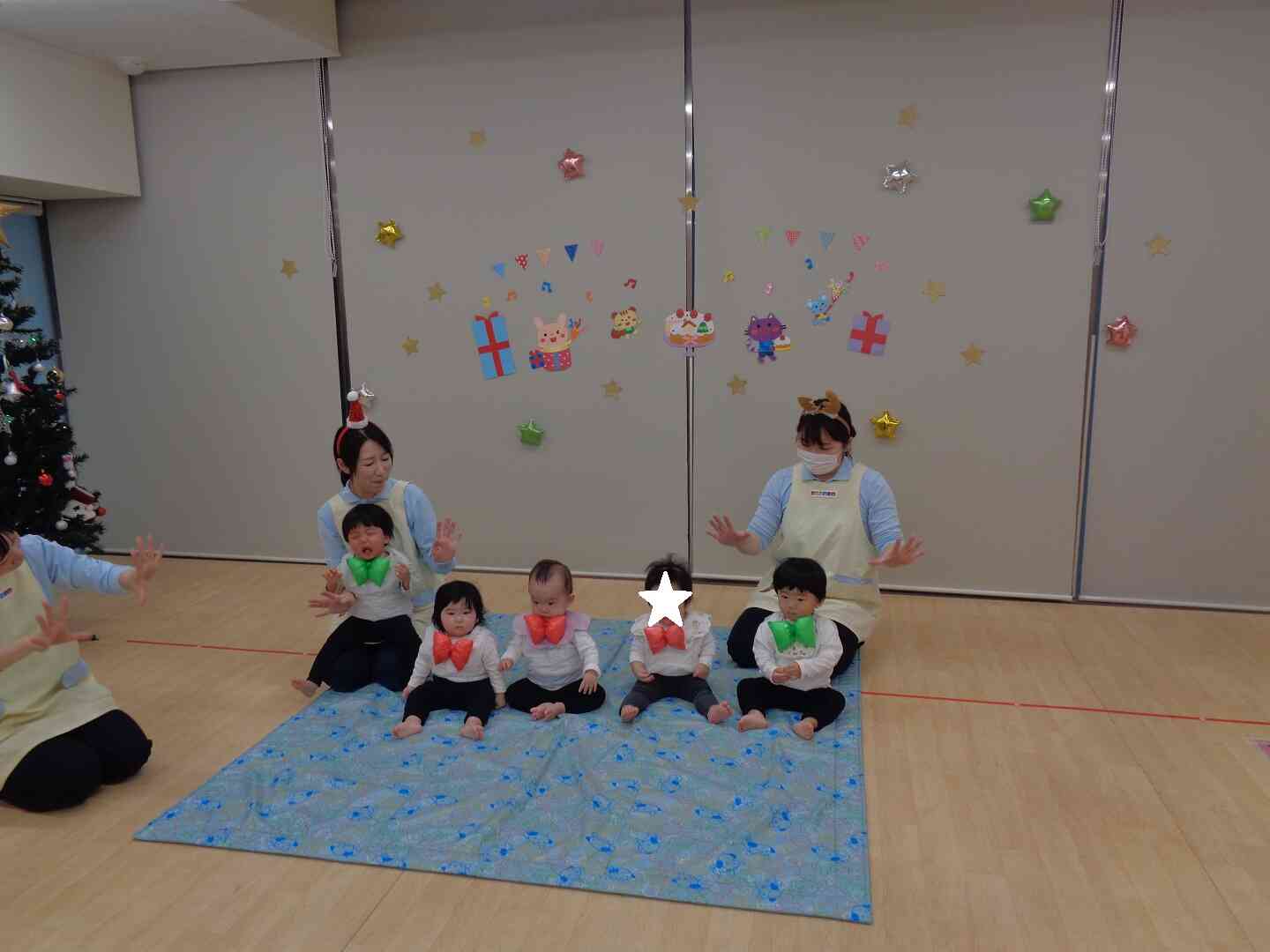 ☆楽しかったクリスマス会☆(０・１・２歳児)