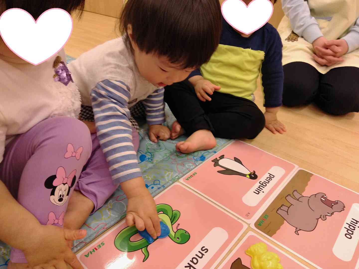 英語あそびにおしゃべりタイム♩笑顔あふれる毎日！(０・１・２歳児)