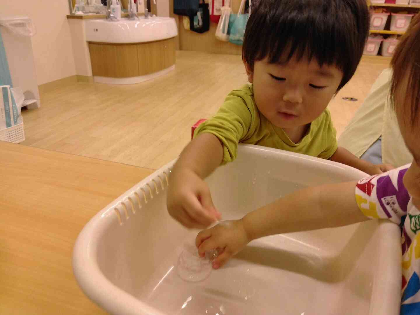 夏がきた~!!(0、1歳児・ひよこ組・あひる組)