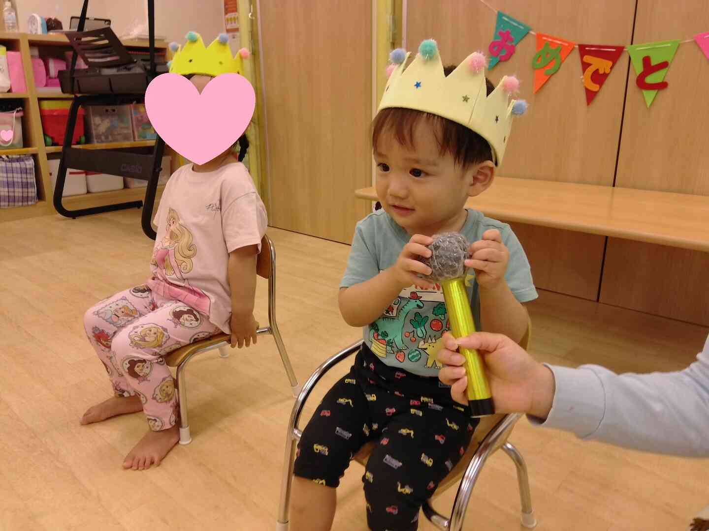お誕生会と楽しいひととき♩(０・１・２歳児　全クラス)