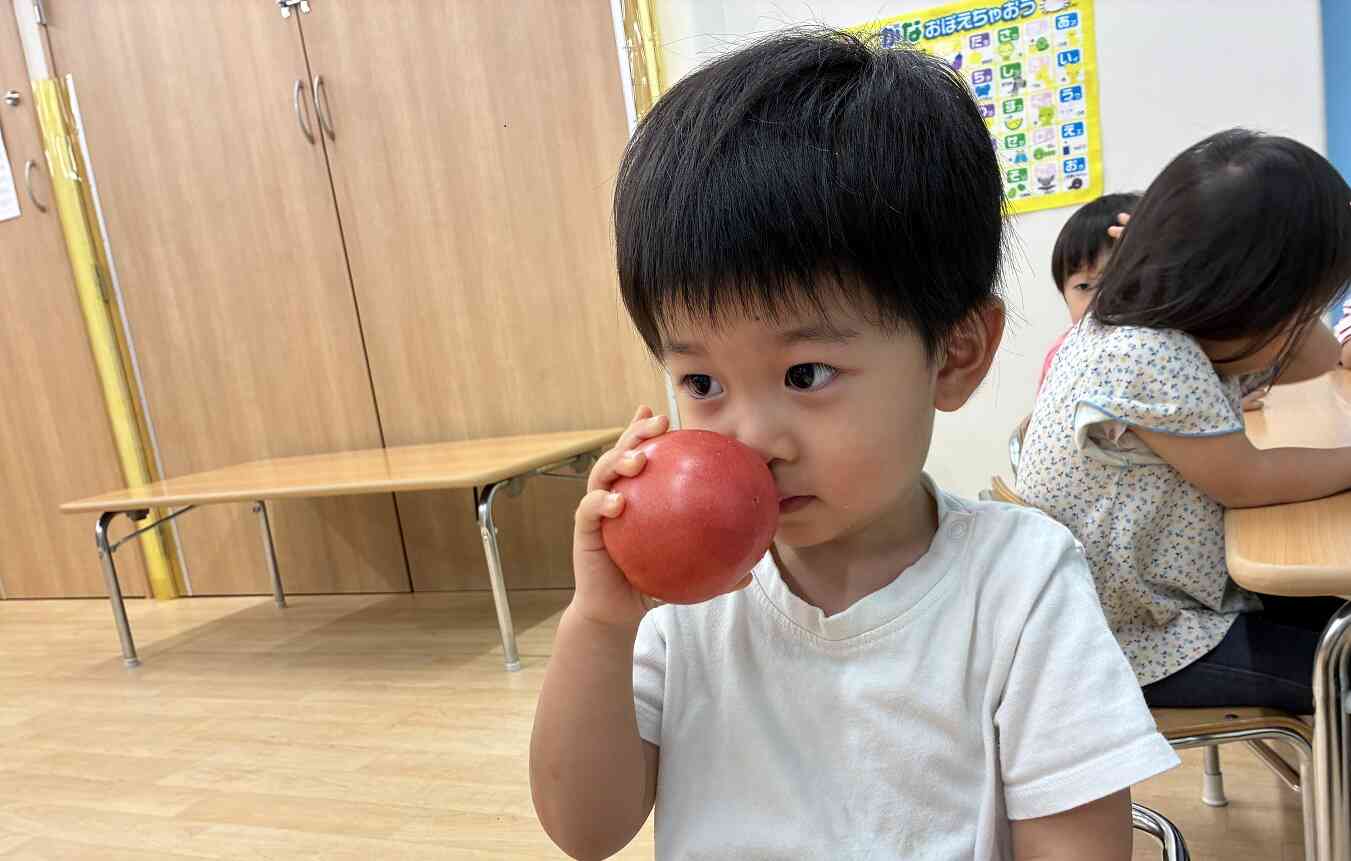 トマトジャムを作ったよ♪（0・1・2歳児　全クラス）