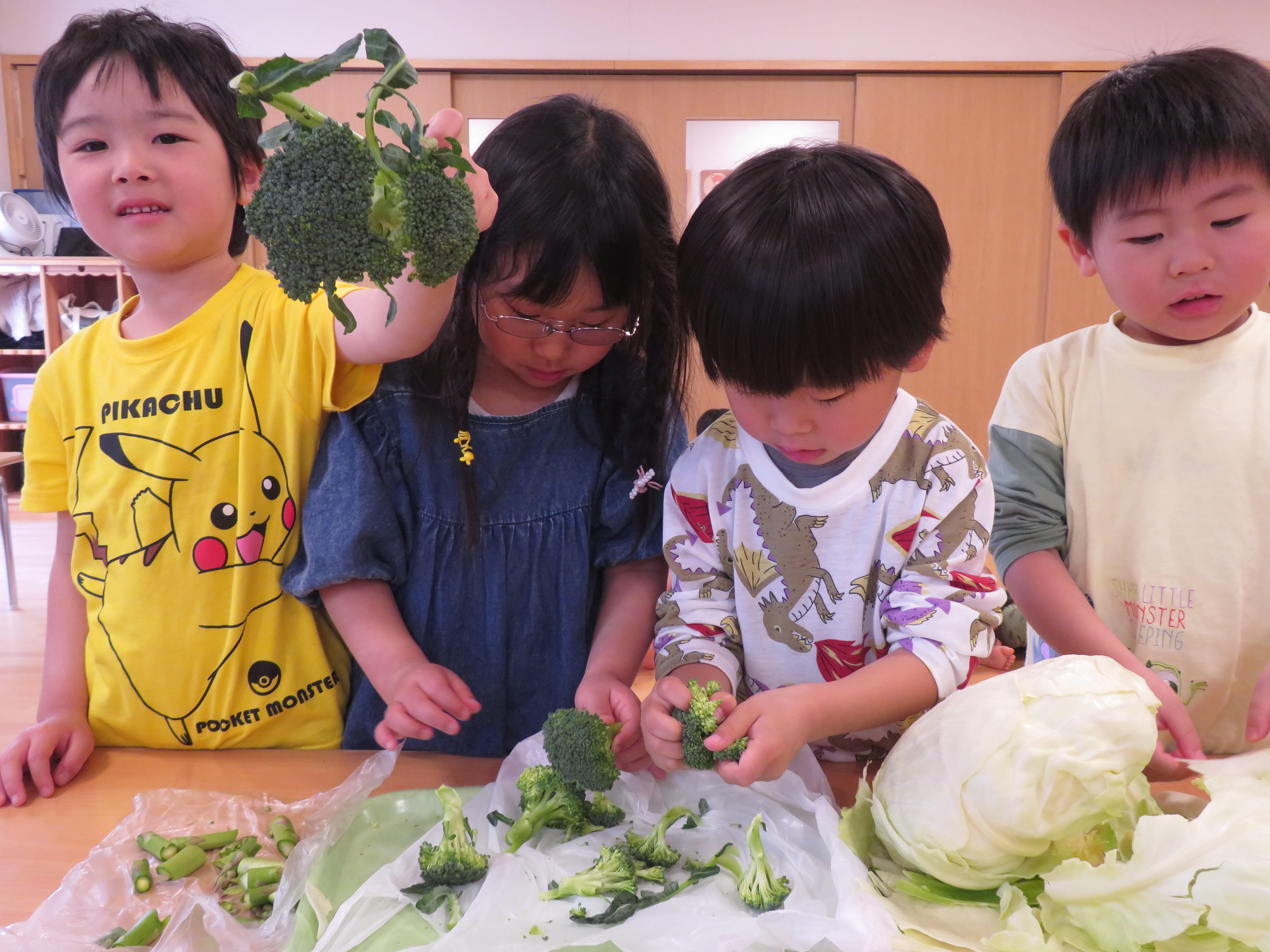 ～春の野菜に触れてみよう！～4・5歳児クラス