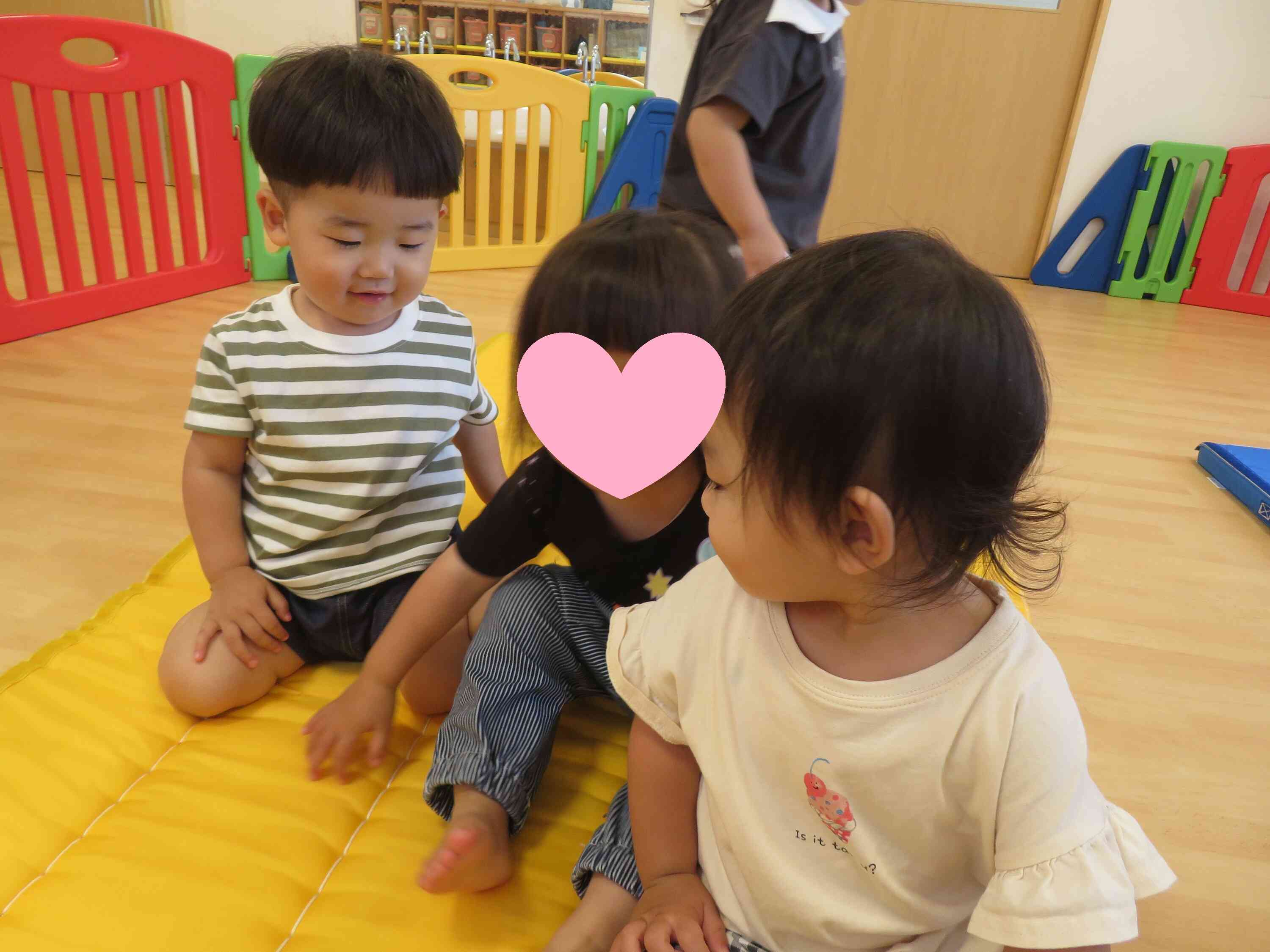みんなでおしくらまんじゅう楽しいね！