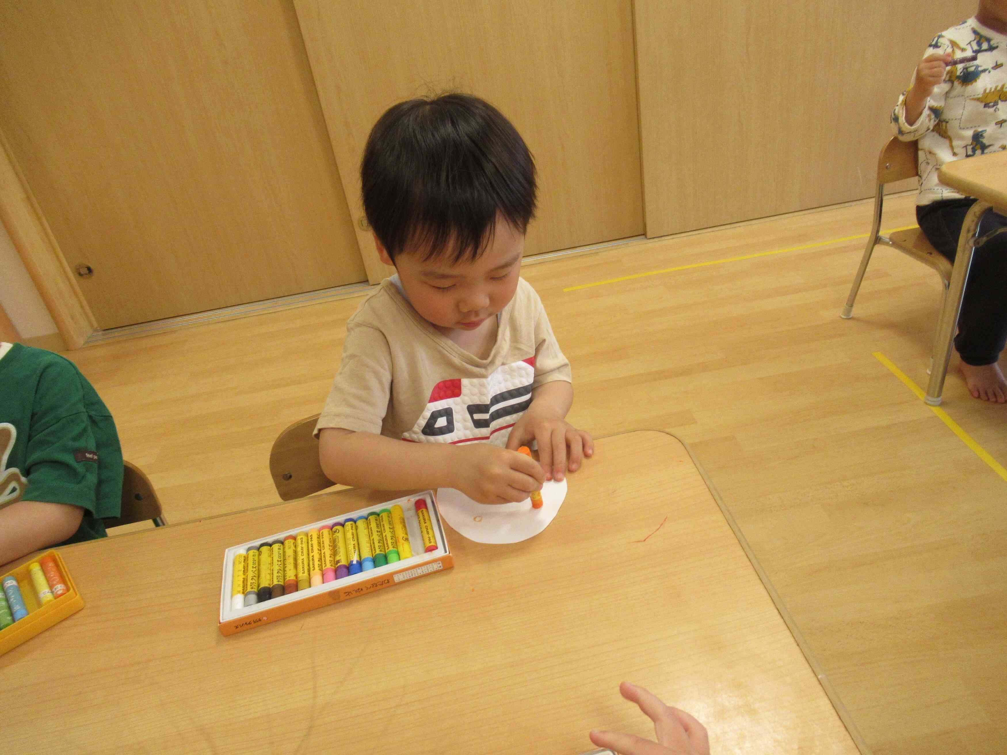 どんな絵を描こうかな？？