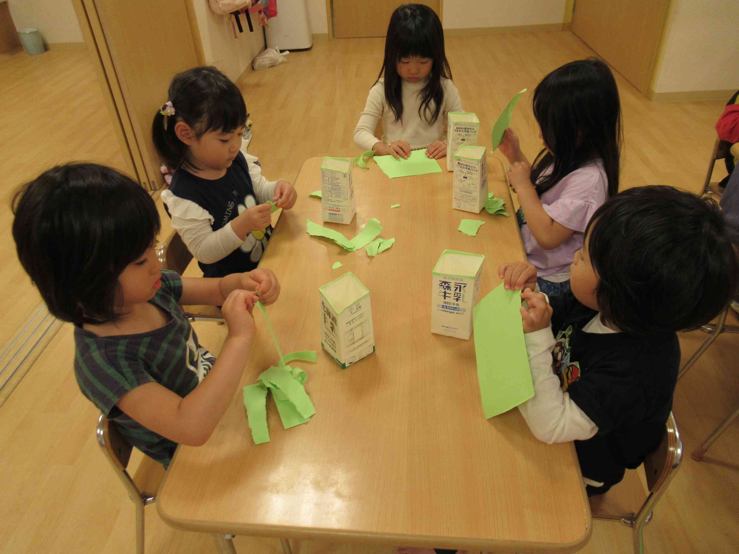 かえるの時計を作ったよ（4歳児）