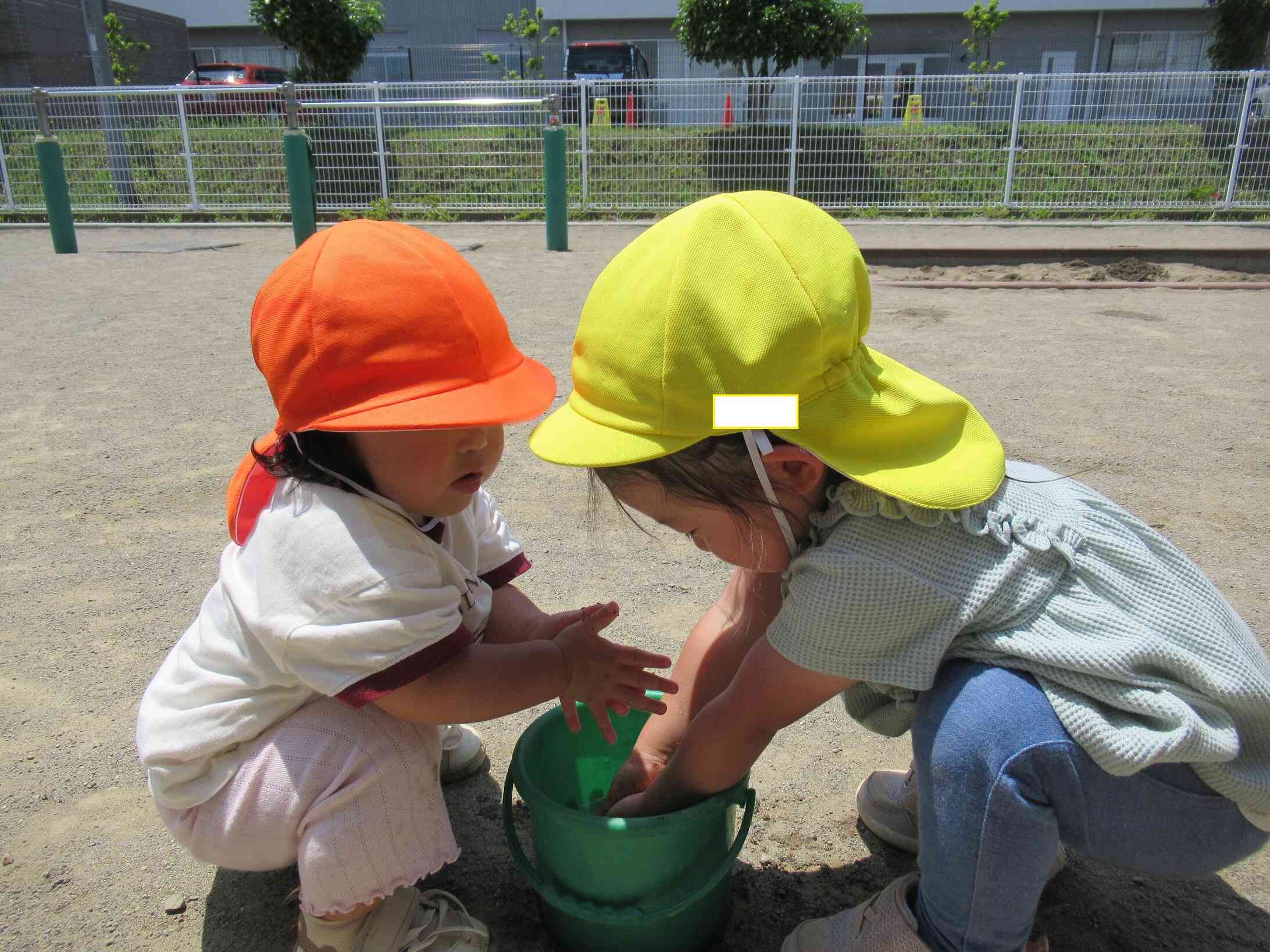 お水冷たくて気持ちいいね～♪