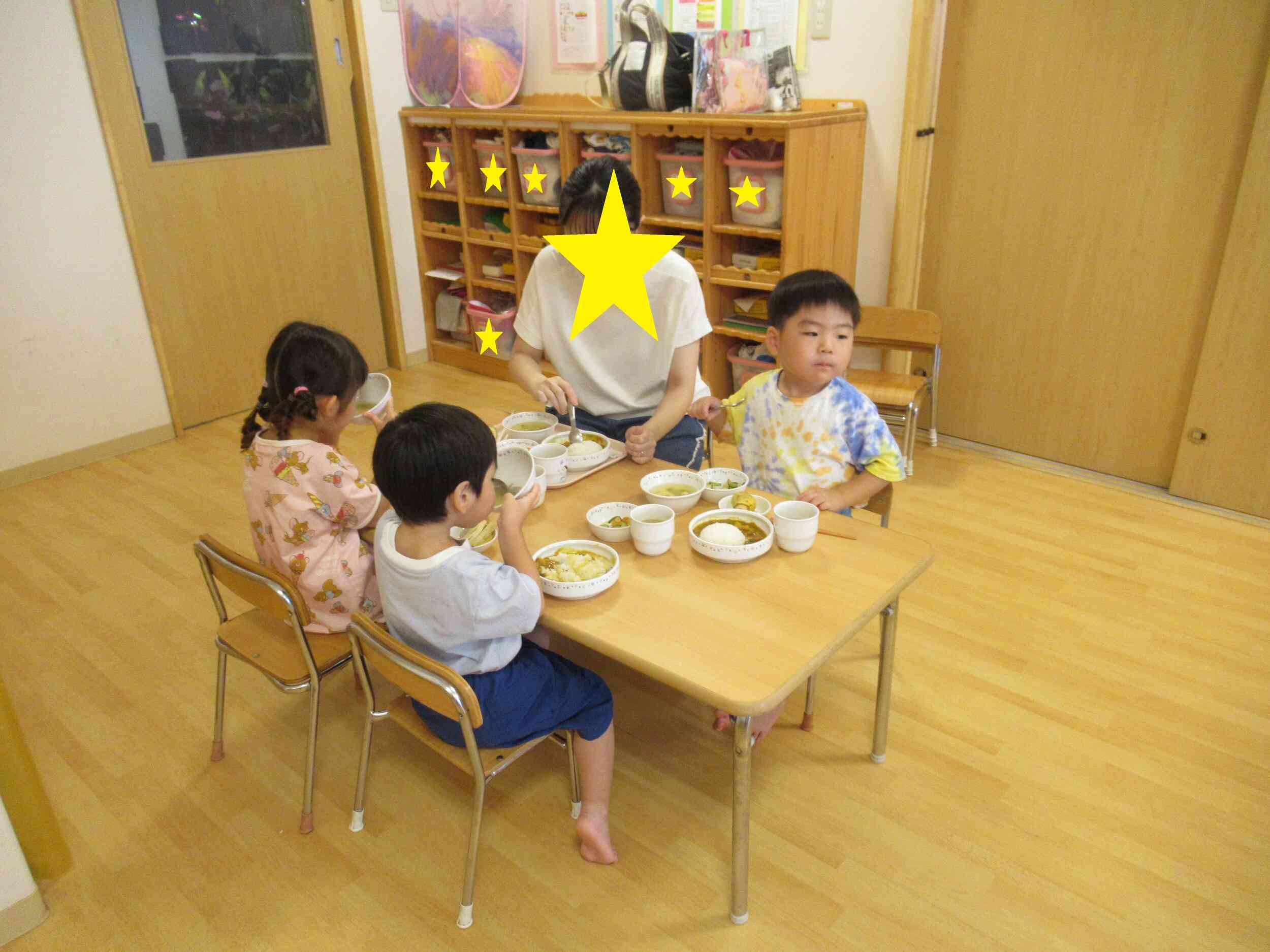 ママ先生とお給食♡