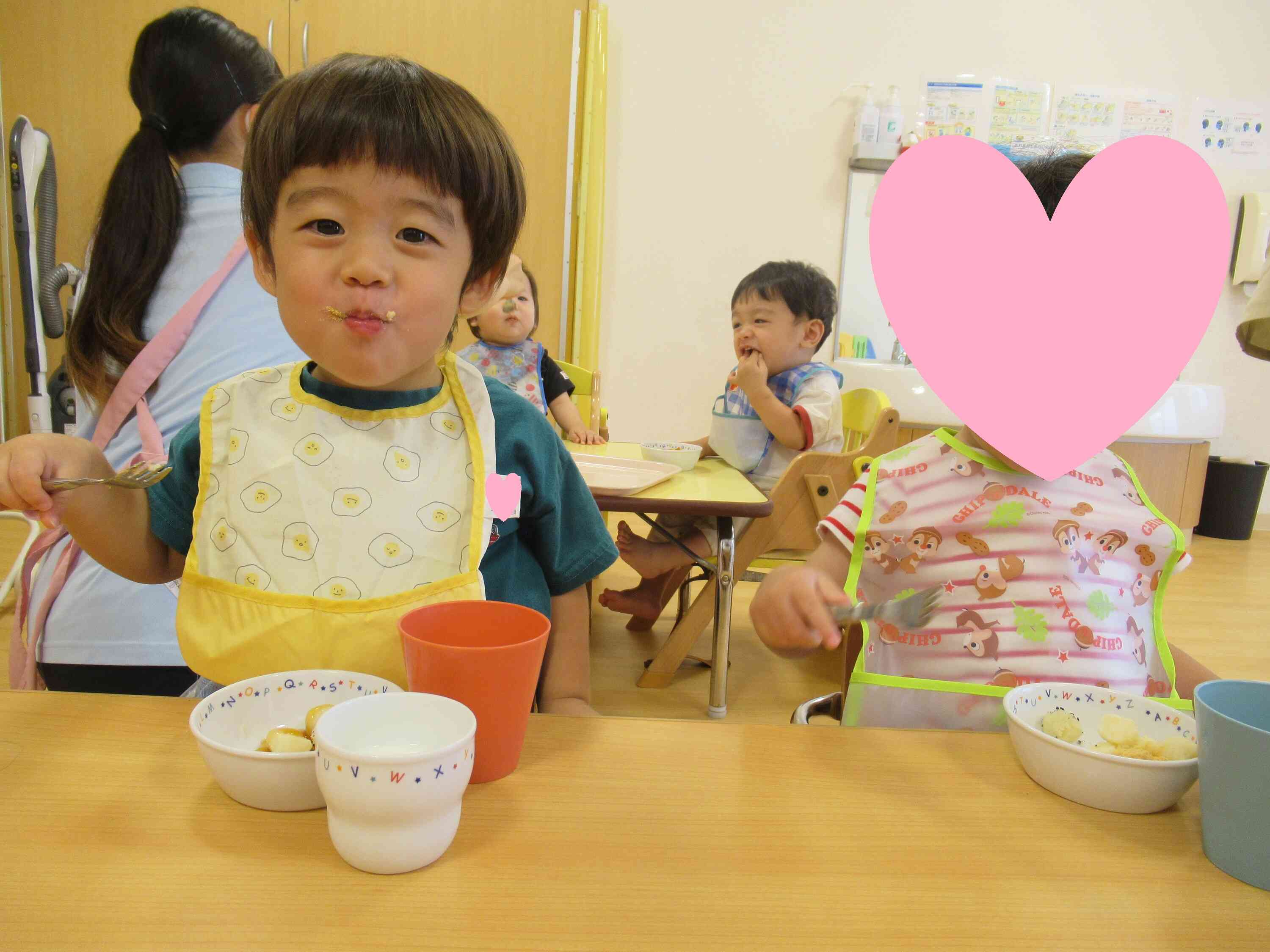 お口にきな粉がついちゃった！