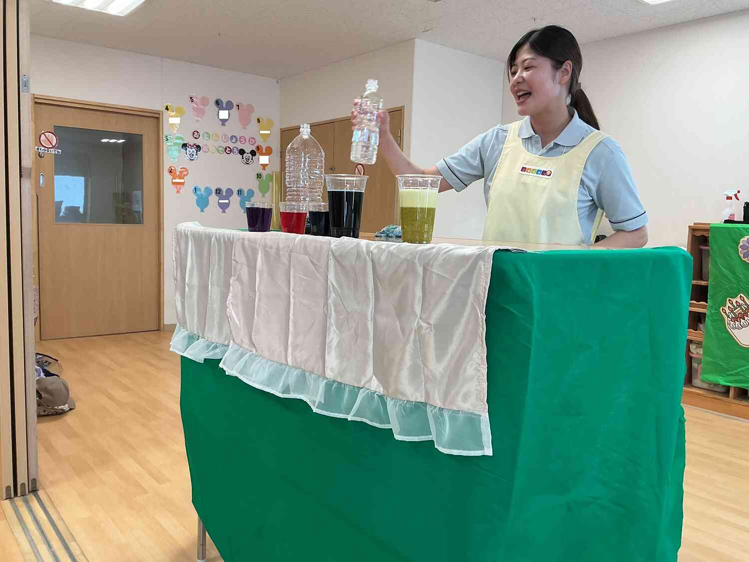 ふしぎなジュース屋さん♪