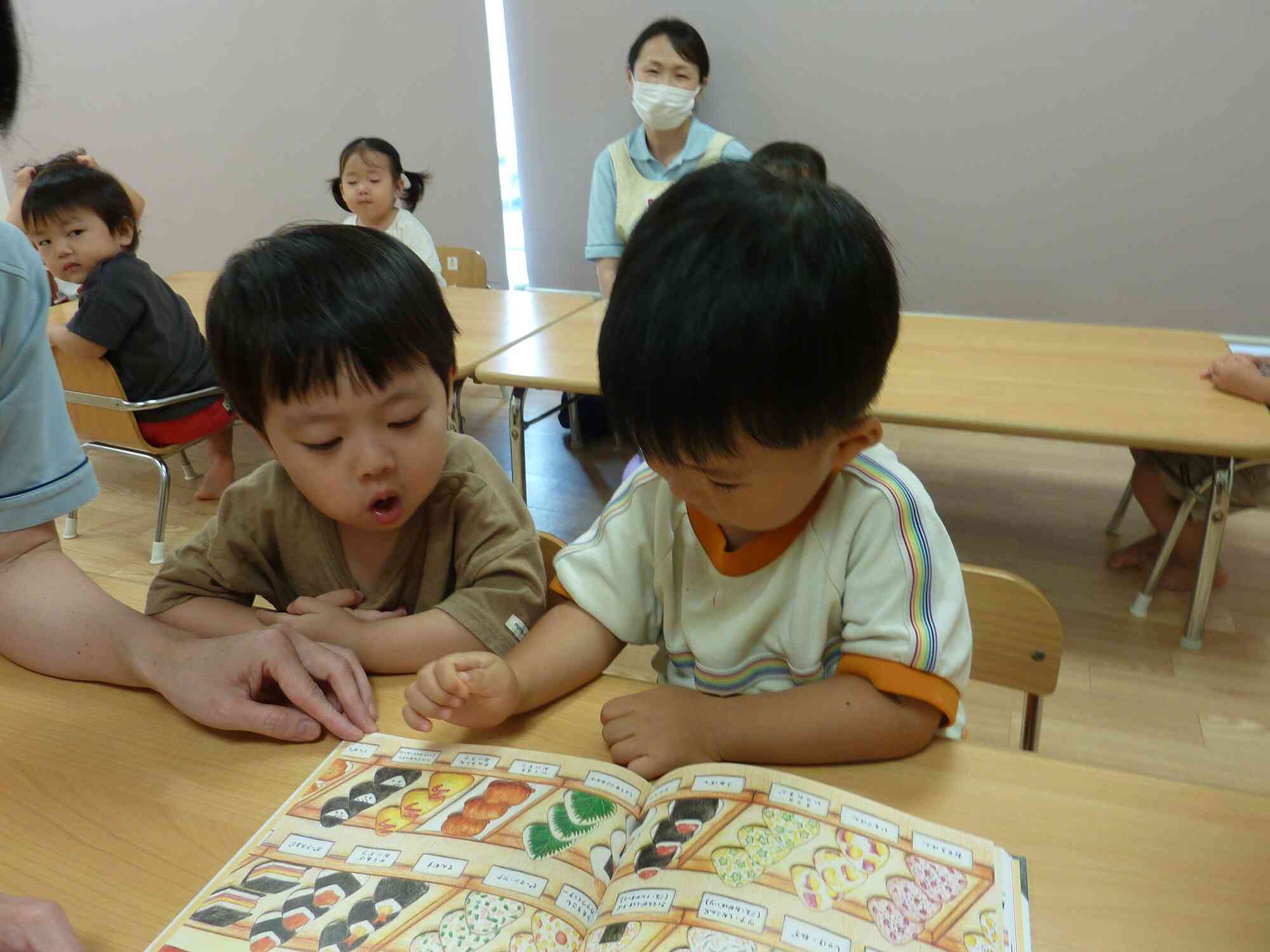 どのおにぎりにしようかな～