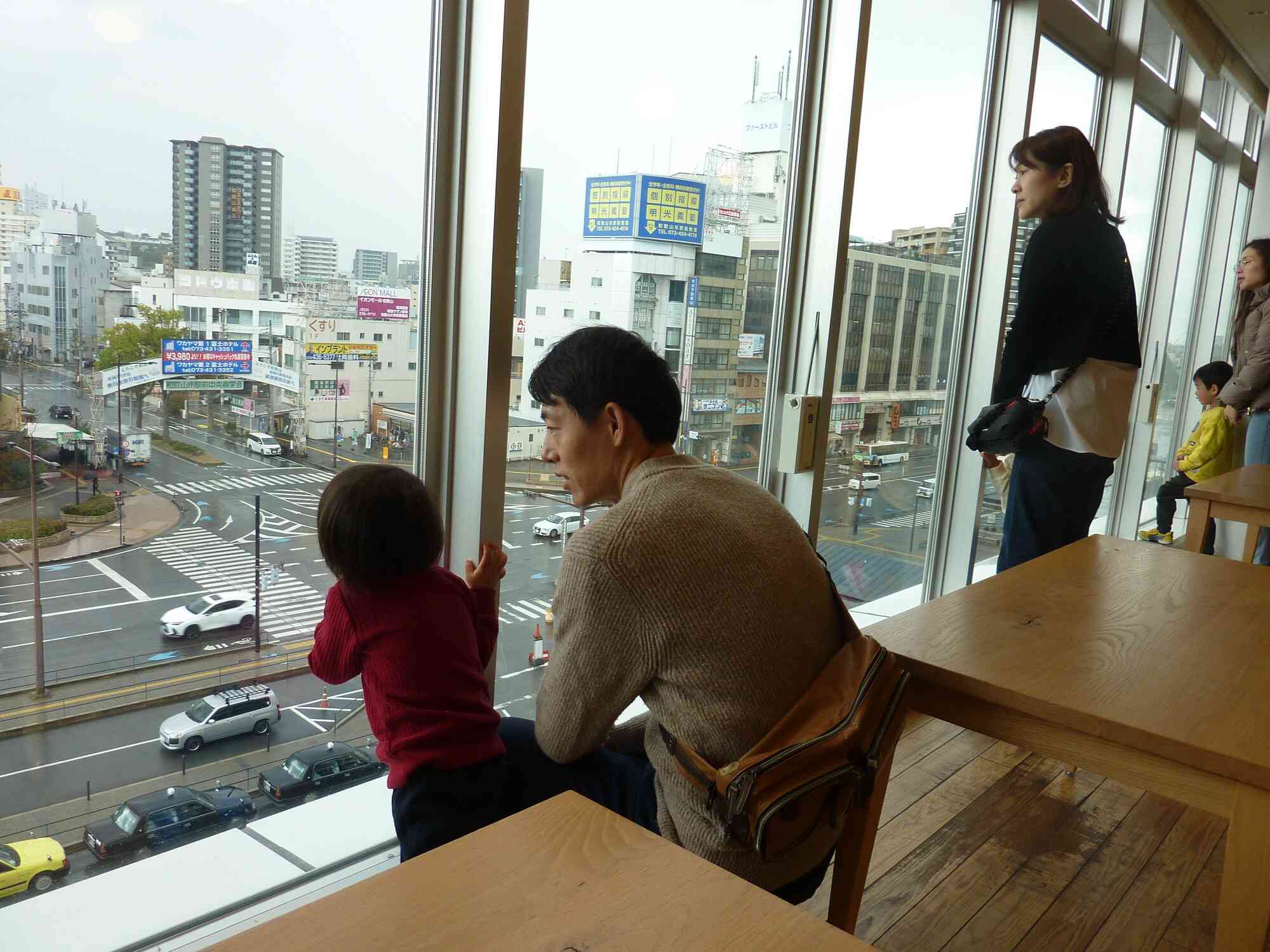 窓から見える景色は・・