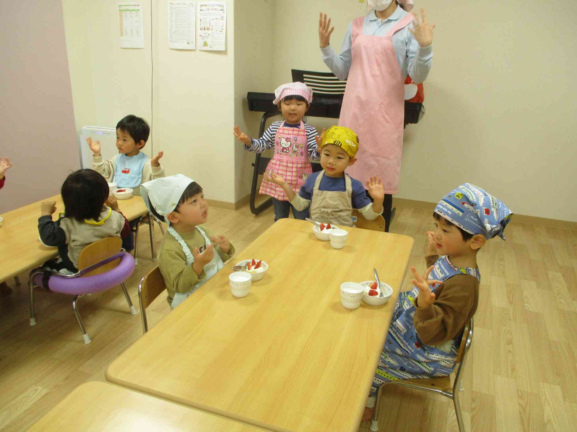 【食育】クリスマスケーキ！