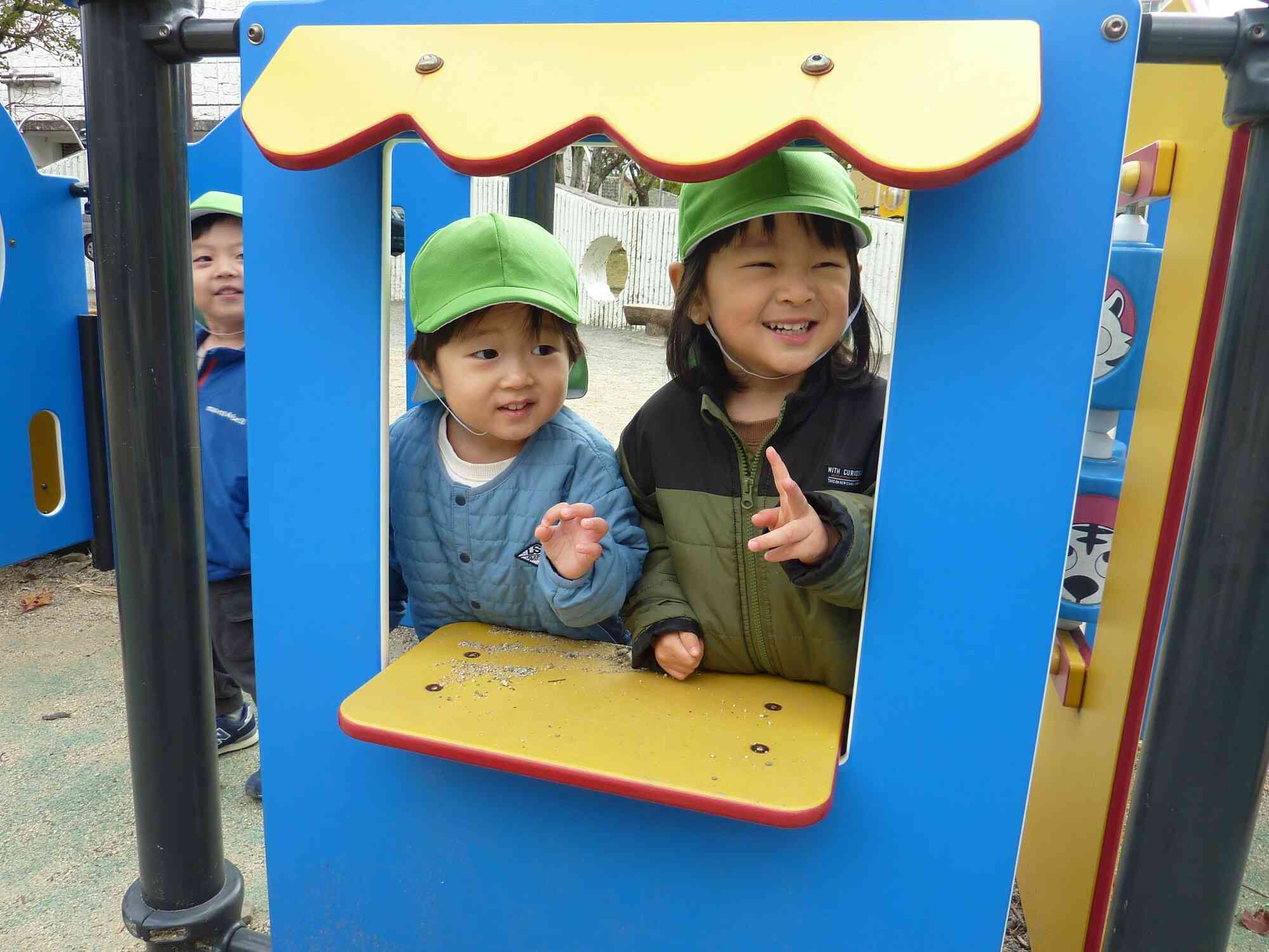 いらっしゃいませ〜♩