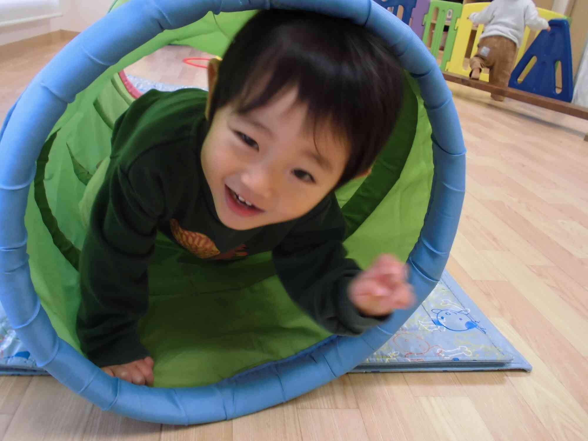 トンネルからばぁ！