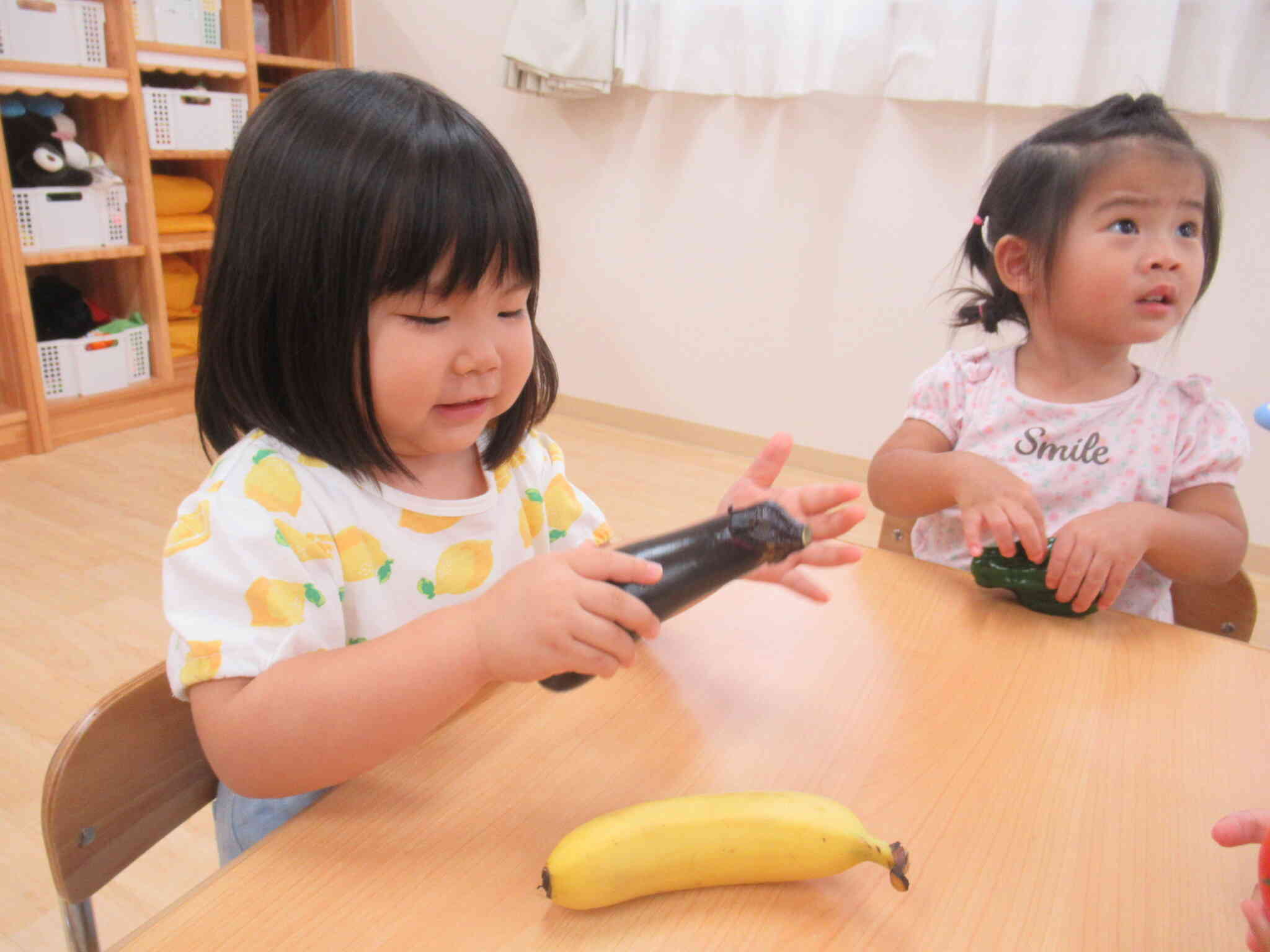 茄子とバナナは形が似てるよ～♪
