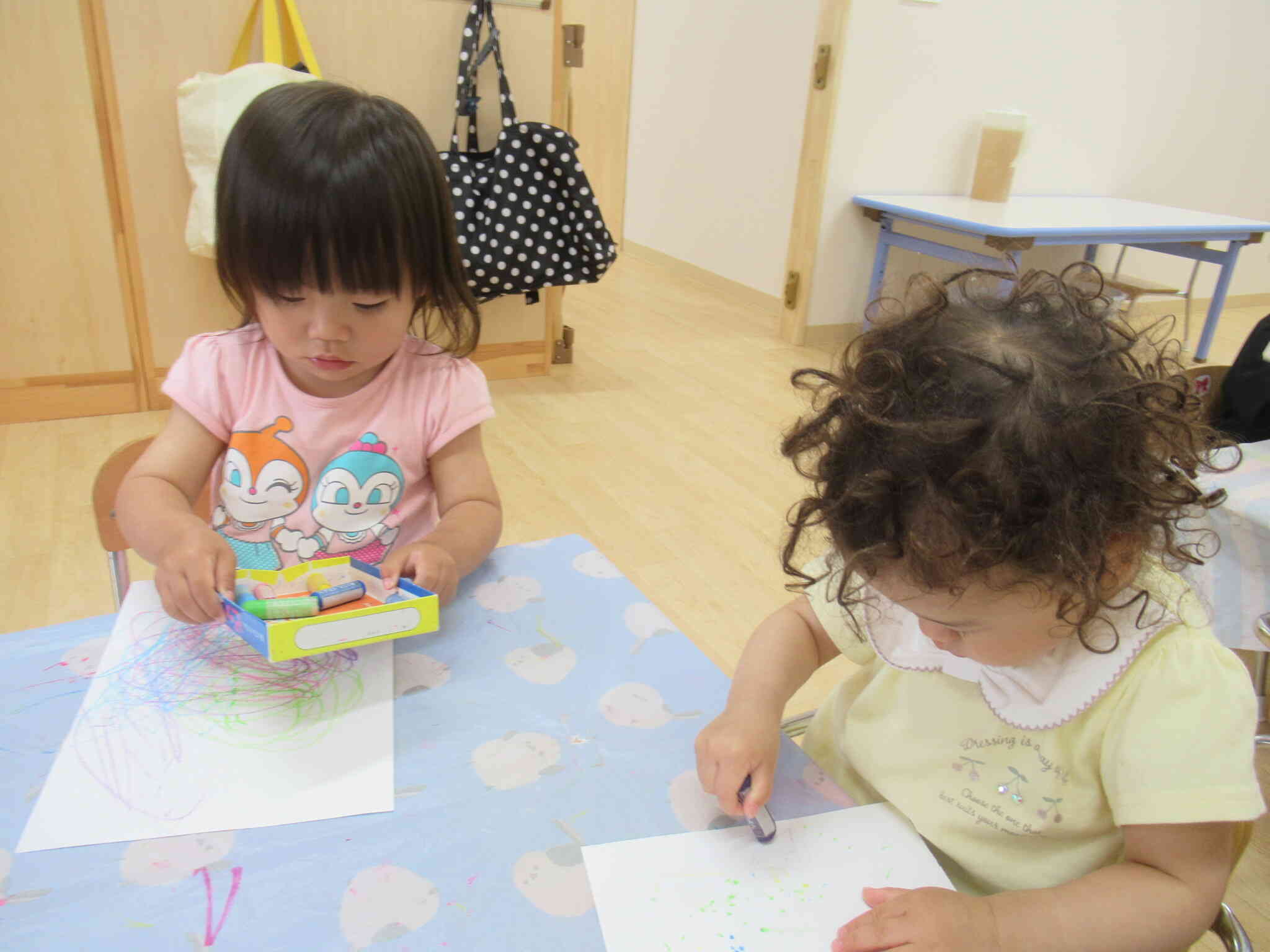 壁面製作～1歳児あひる組～