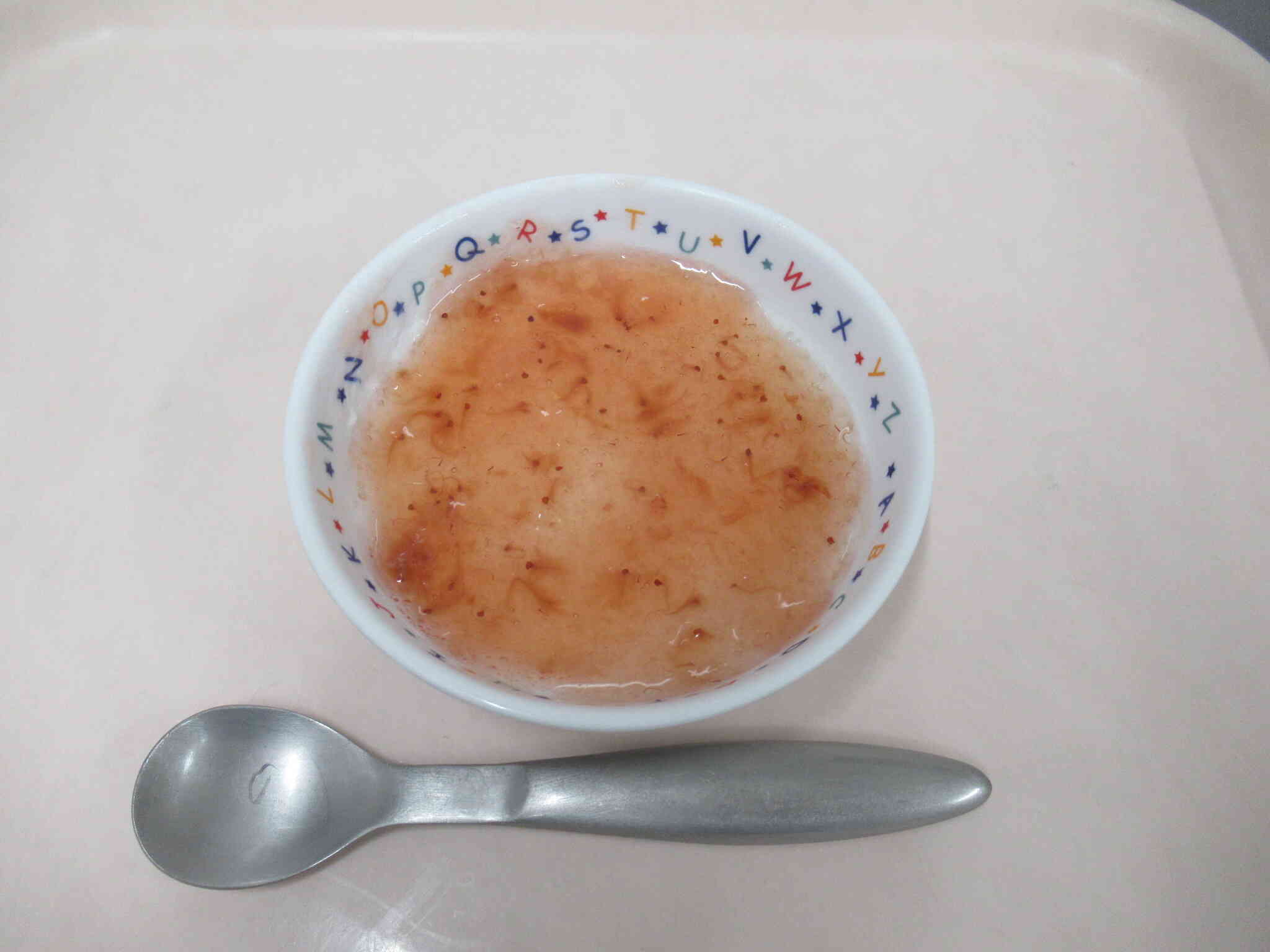 今日のおやつはヨーグルトゼリー♪