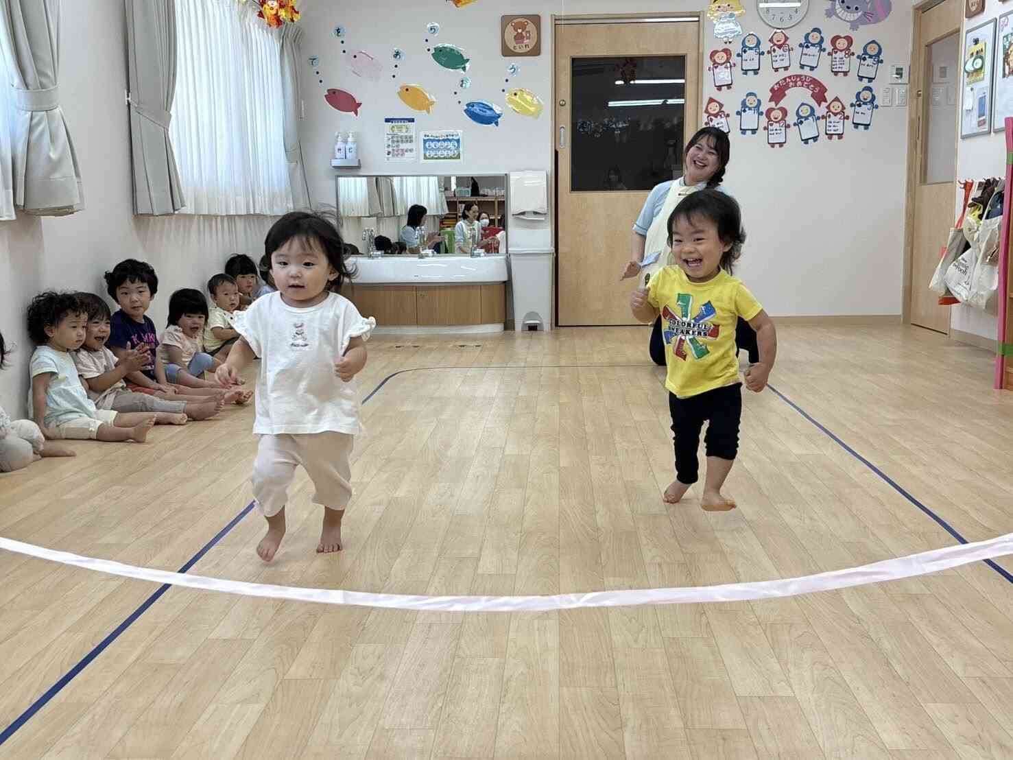 「かけっこ楽しいね♪」