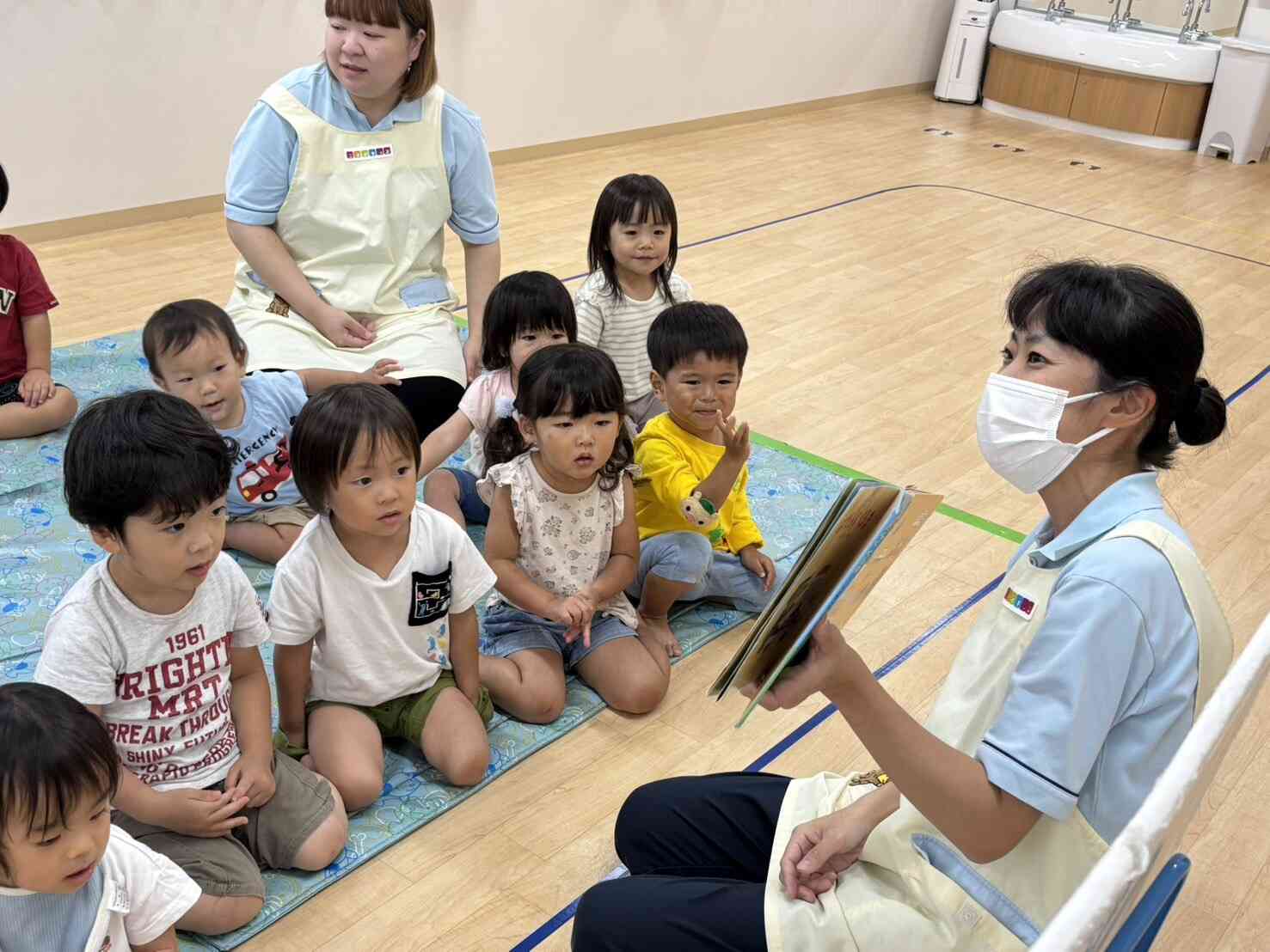 「はしる!はしる!はたらくくるま~♪」