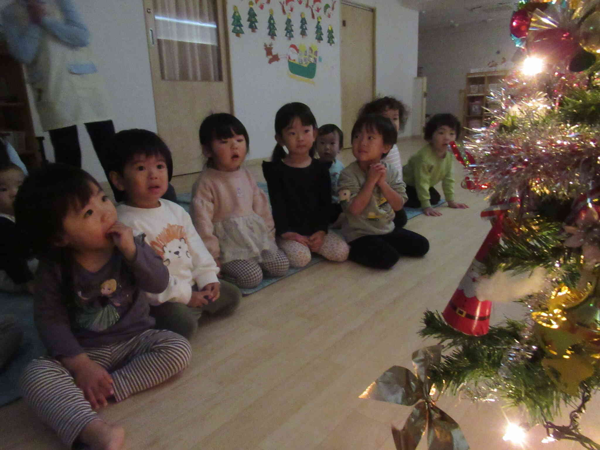 「３・２・１点灯！わぁ～きれいだね～」